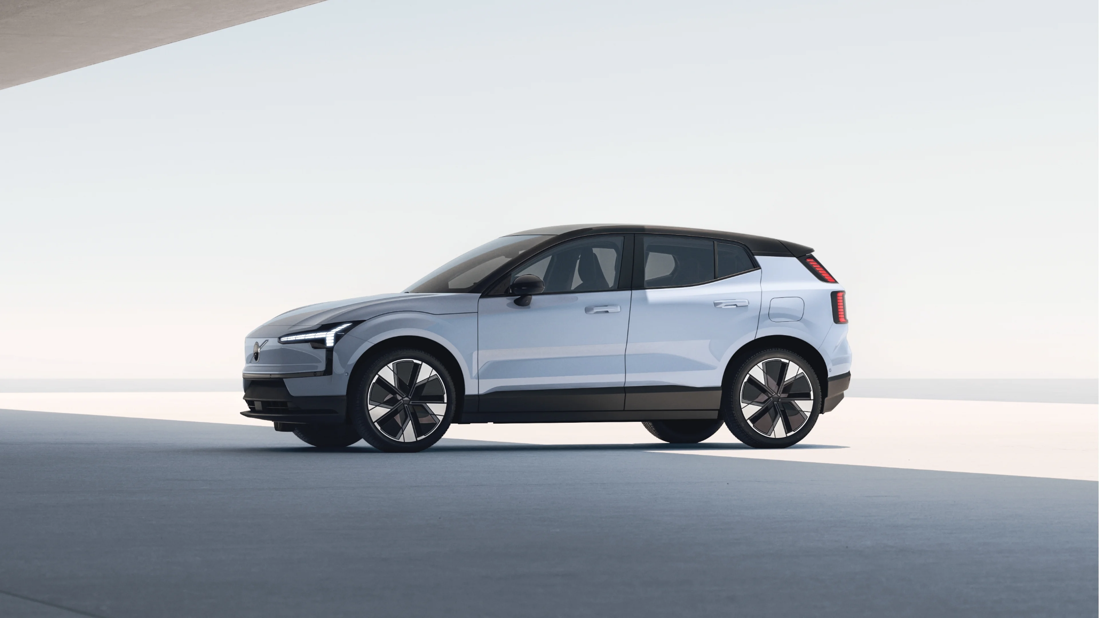 Volvo EX30 v Cloud Blue barvi