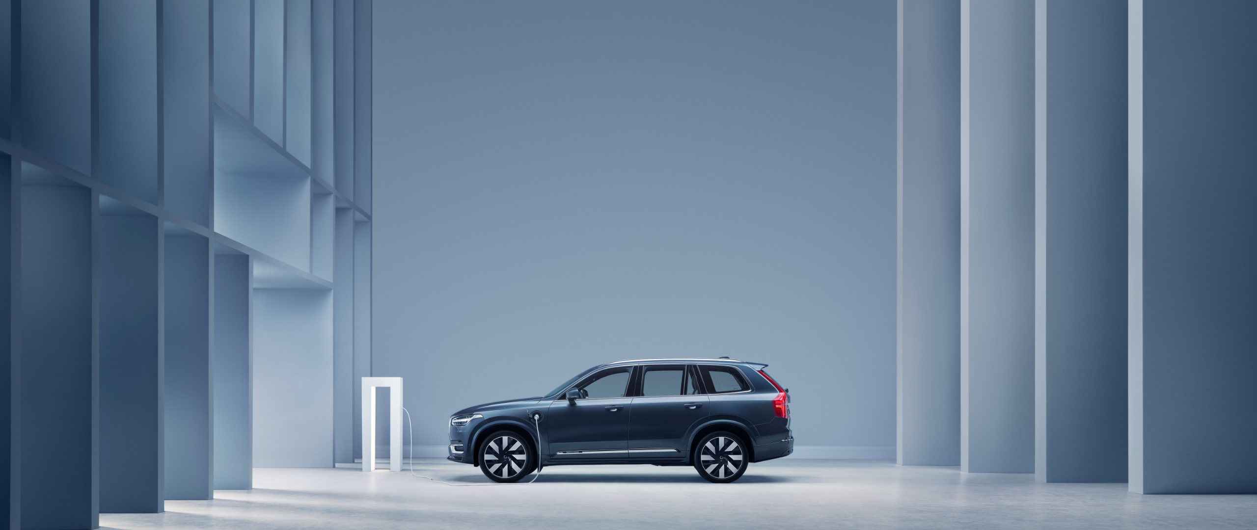 The side profile of a Volvo XC60 PHEV