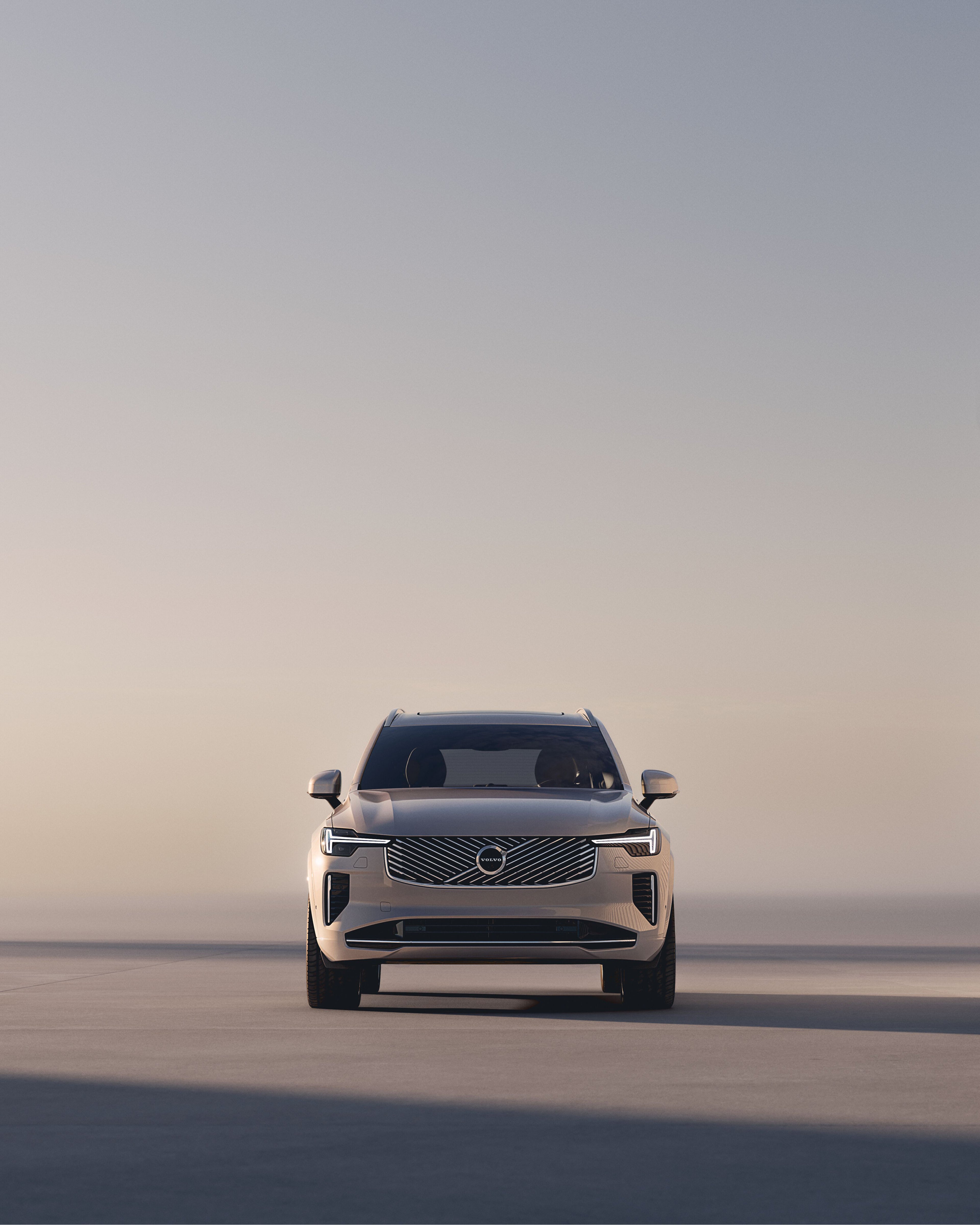 The Volvo XC90 displaying its new grill and front design