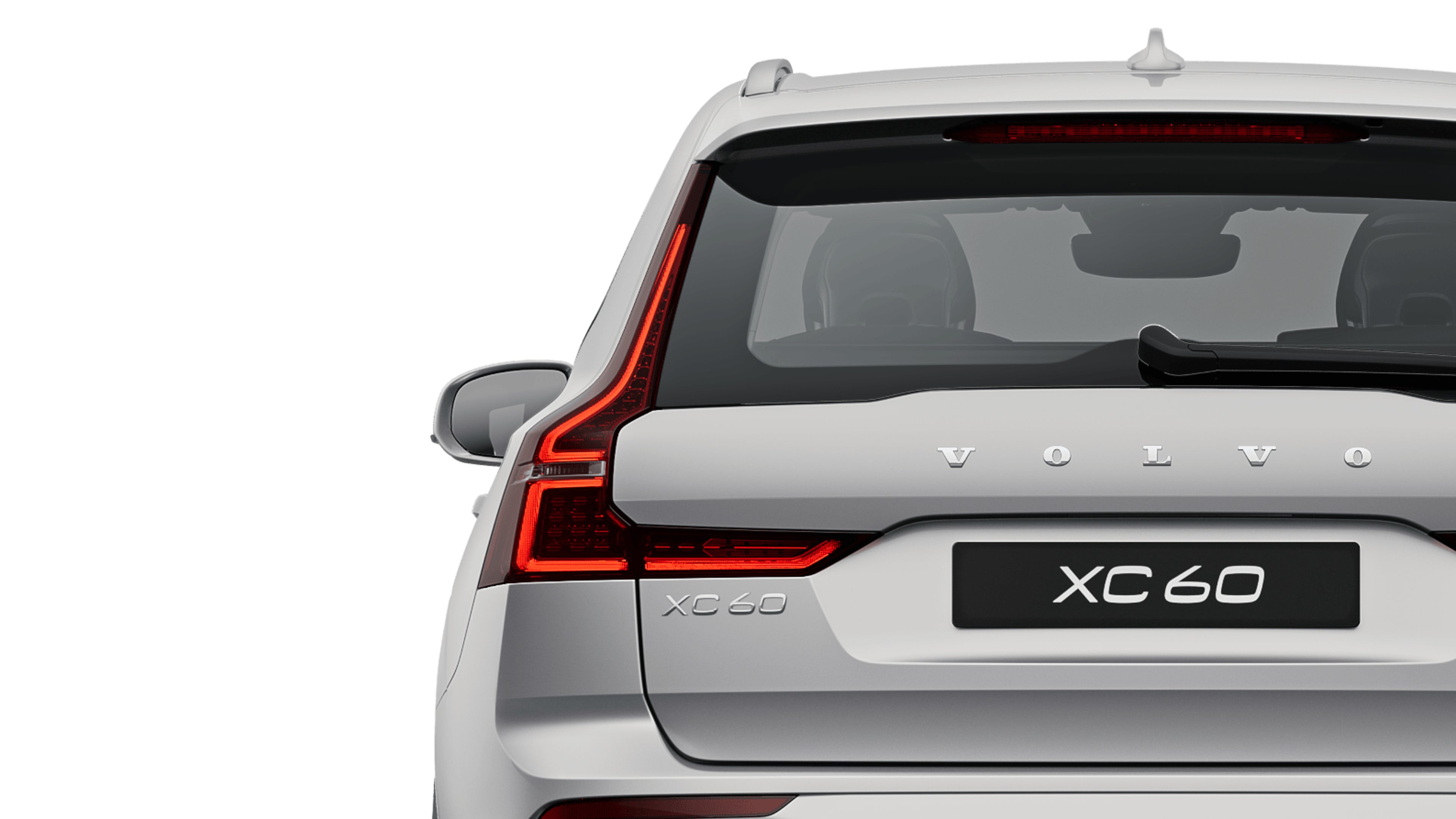 A silver Dawn plug-in hybrid Volvo XC60 Recharge standing still