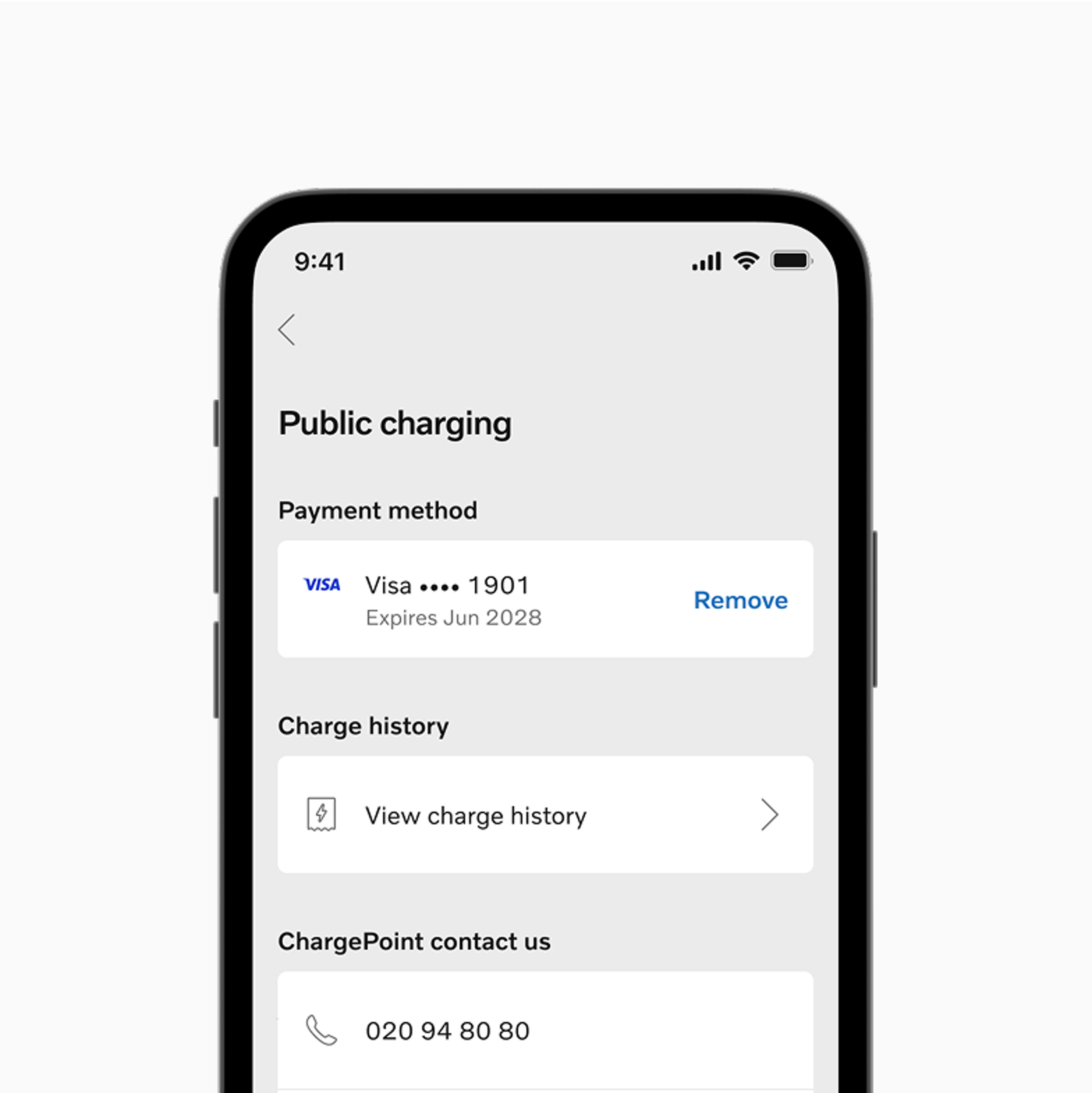 มุมมองในแอปของอินเทอร์เฟซ Volvo Cars app ที่แสดงเวลาในการชาร์จที่พร้อมใช้งานพร้อมตัวเลขแบตเตอรี่ระดับแบตเตอรี่เป้าหมายขีด จํากัด แอมป์และกําหนดการด้วยตนเองพร้อมตัวเลือก 'เปิด' หรือ 'ปิด'