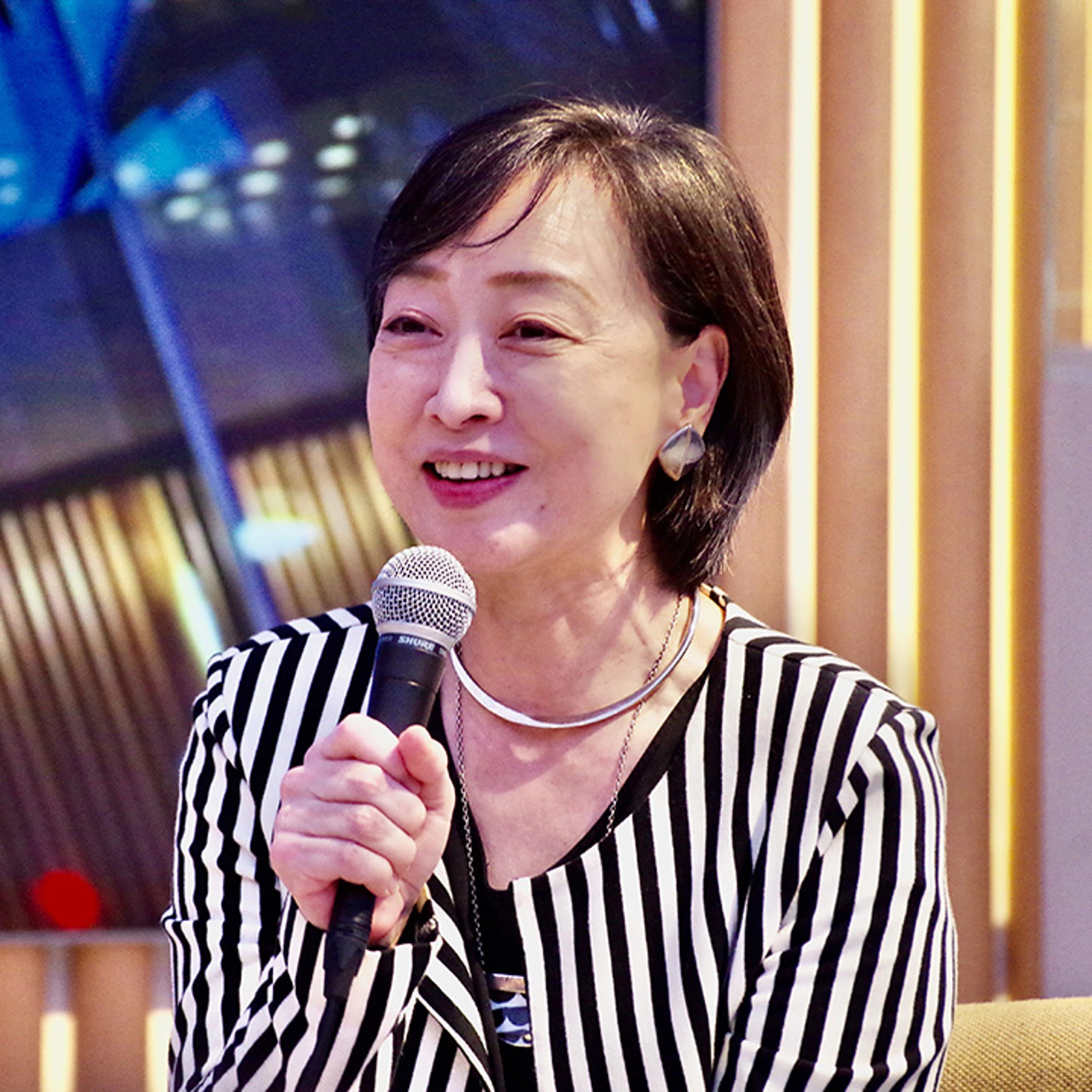 麻衣子さん