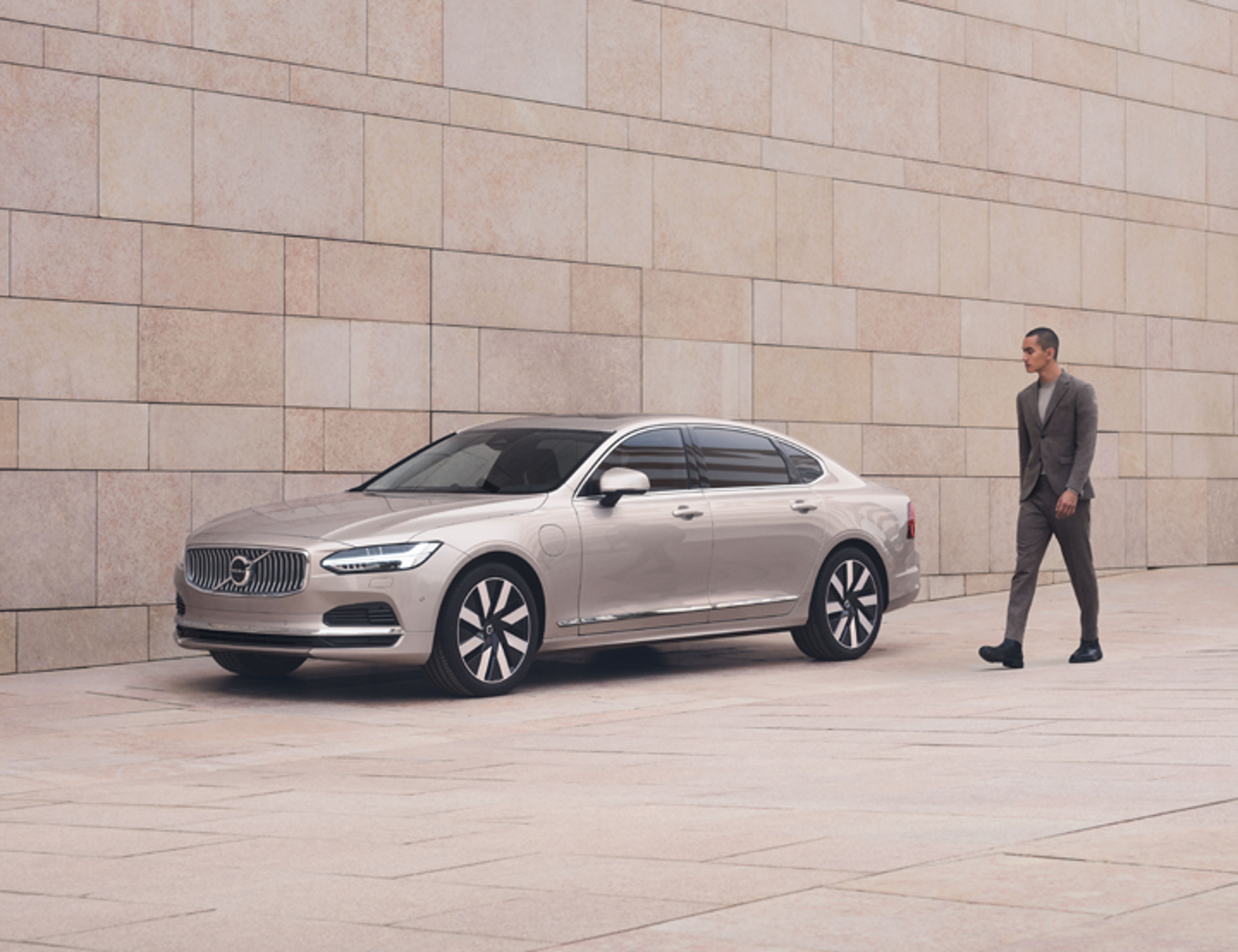 service-by-volvo-2024_720x554_v3