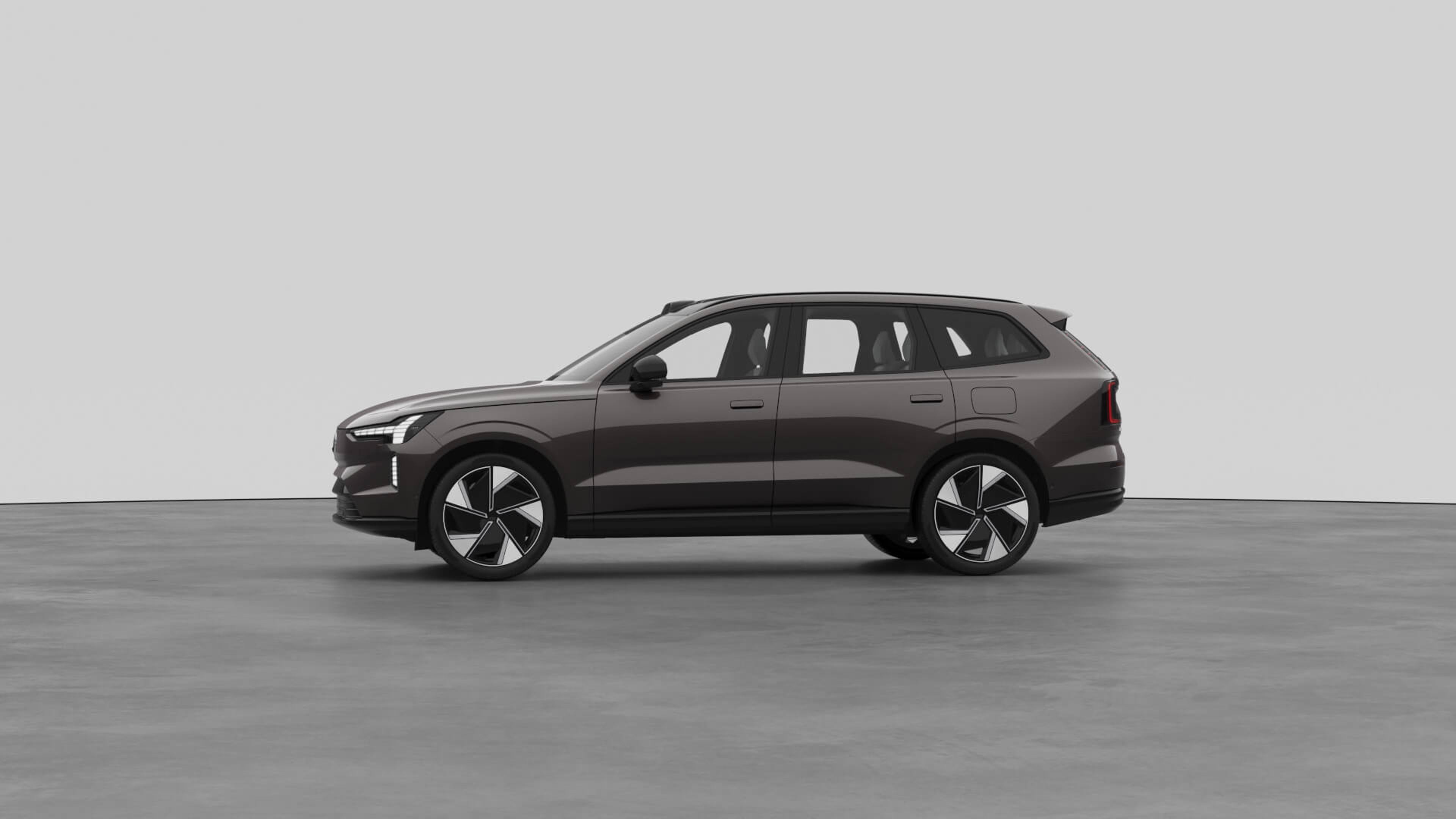 EX90 oldalnézetből