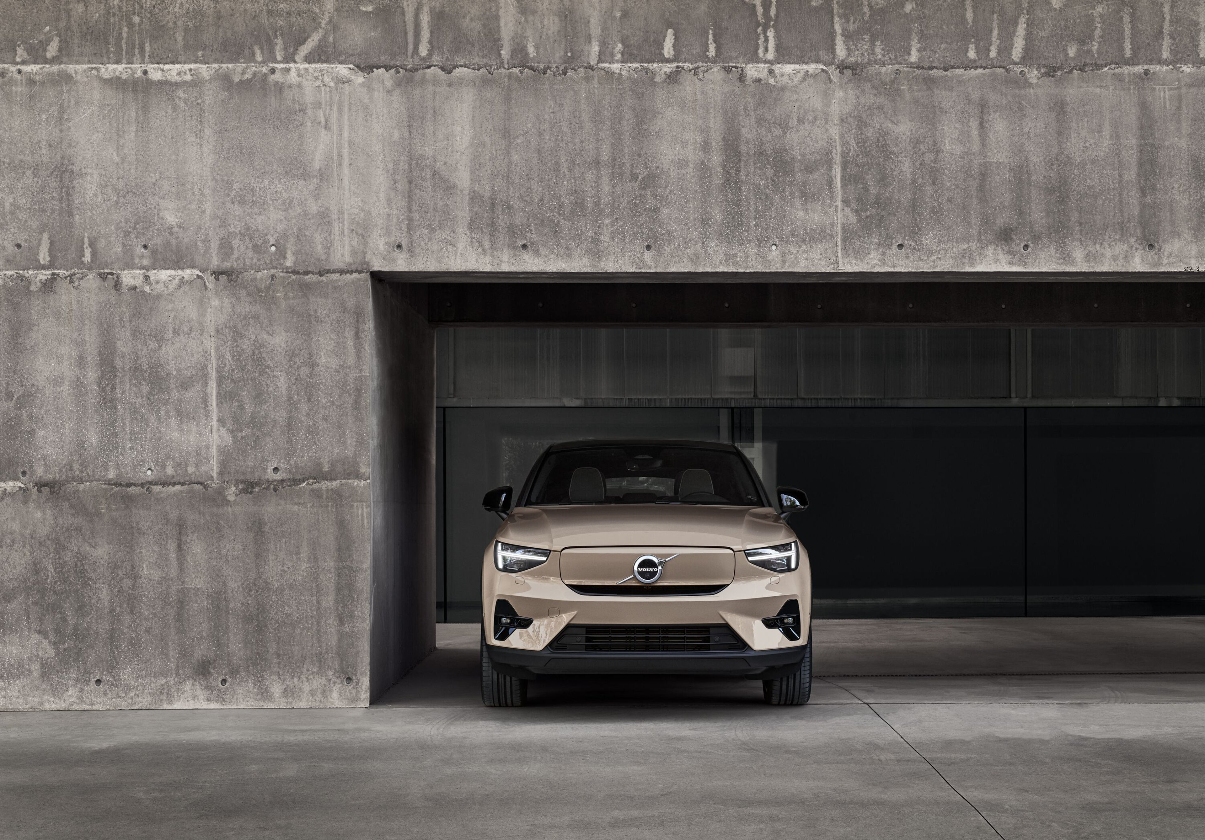 Front view of EC40 In Sand Dune in cave