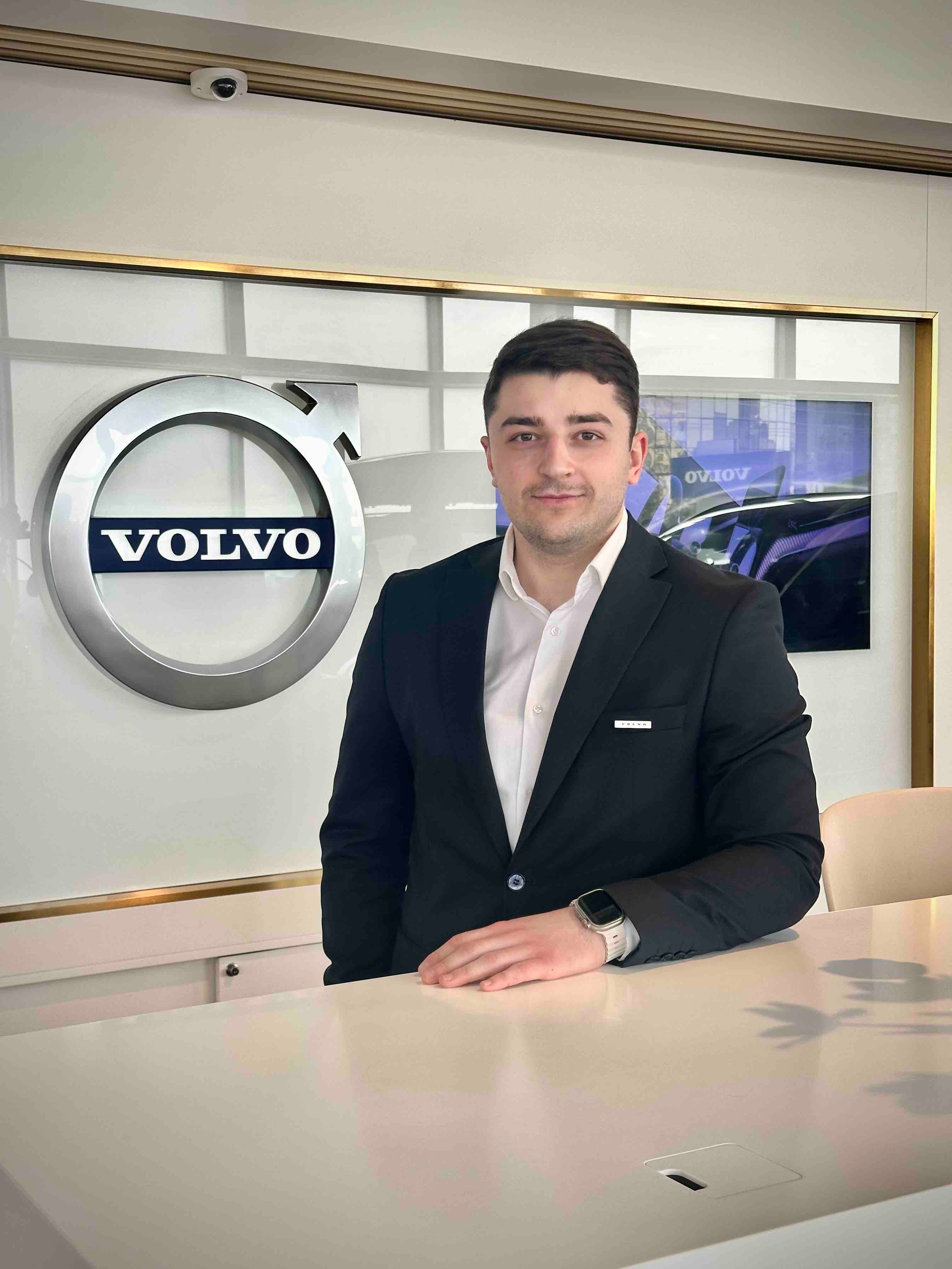 Manager Vânzari Volvo Cristian Plamadeală