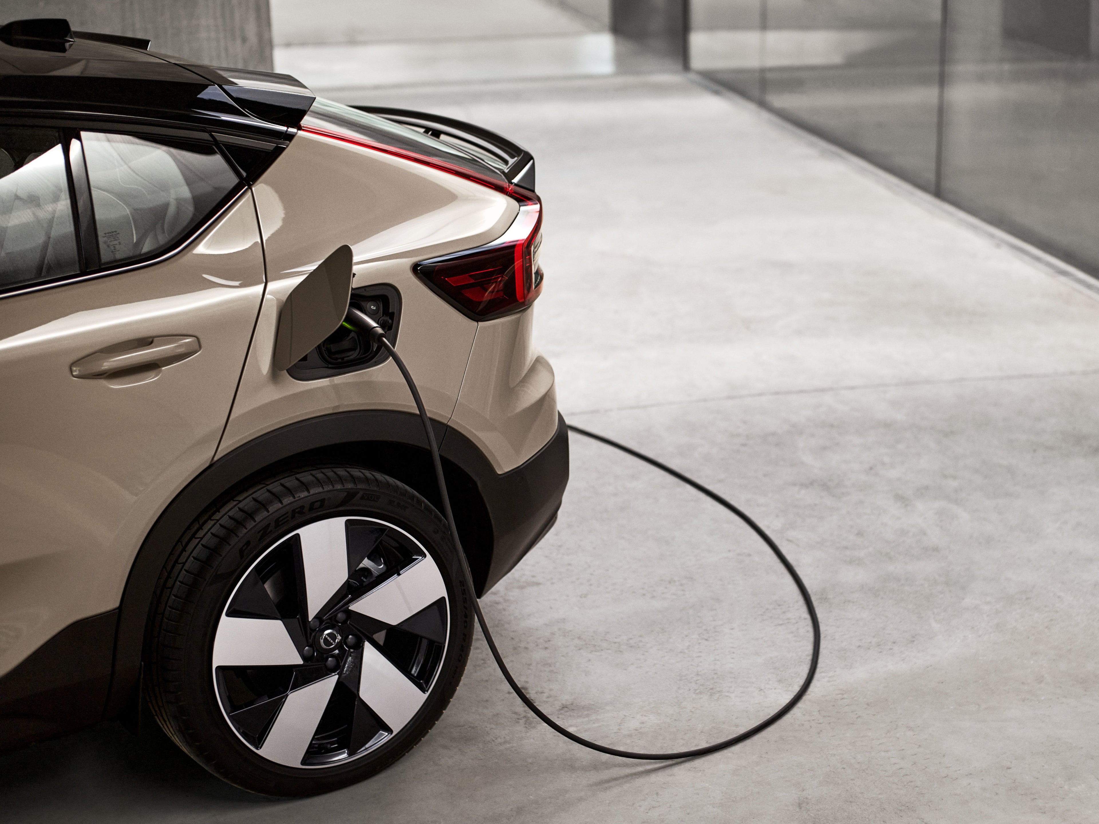 Volvo Public Charging Service