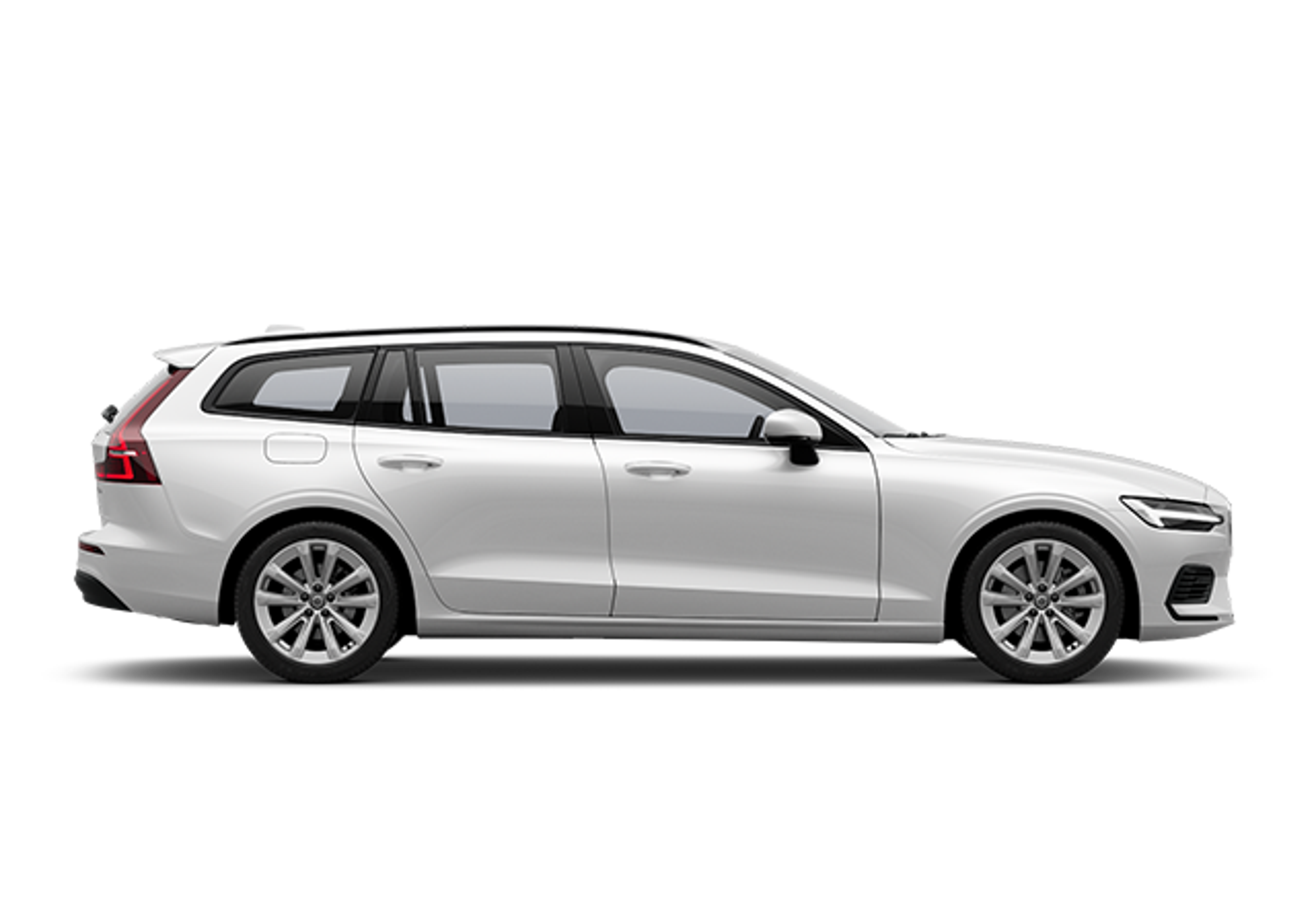 Ein weißer Volvo V60 Kombi vor weißem Hintergrund.