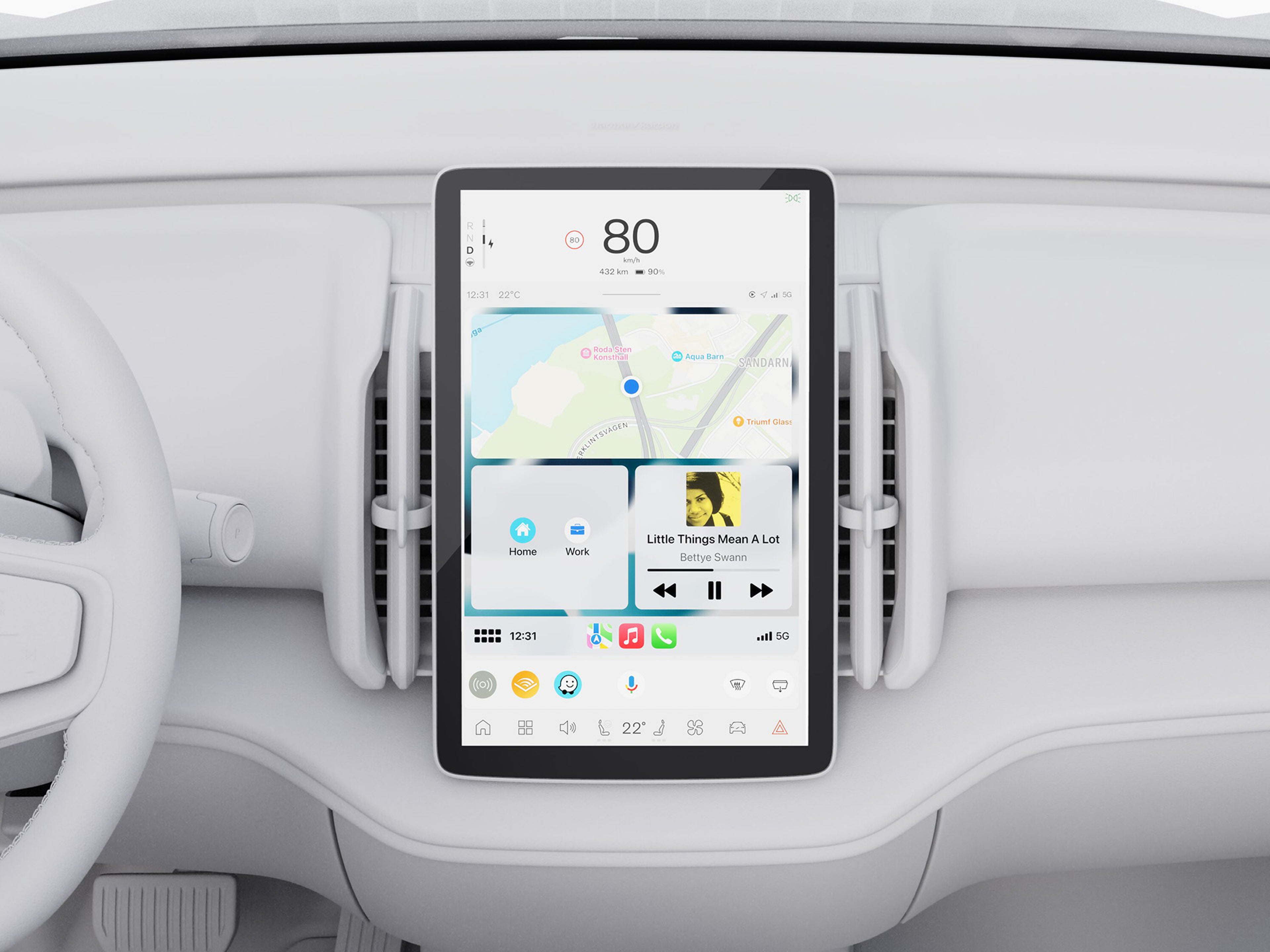 Interior de um volvo branco, foco no tablet central