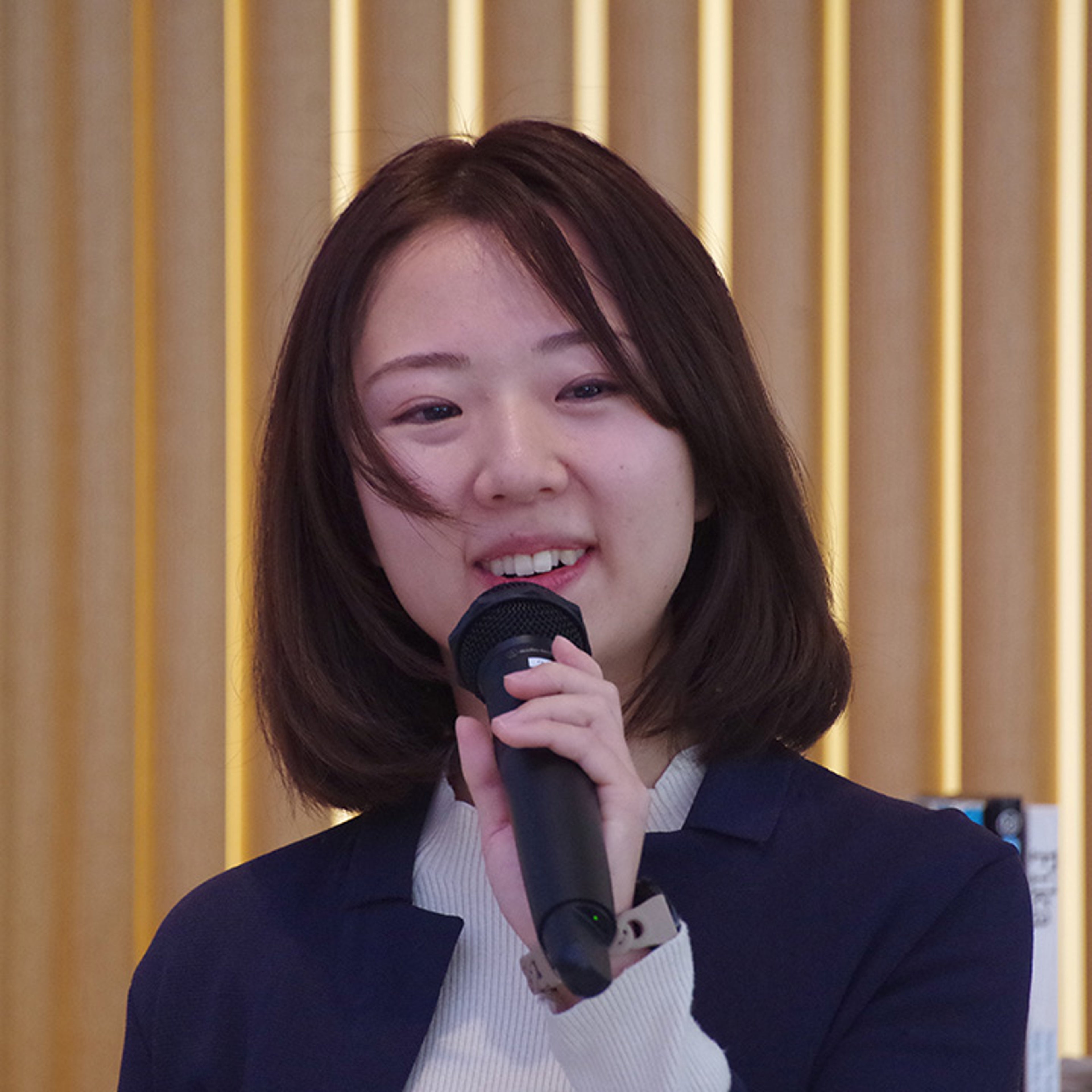 アットアロマ株式会社の佐藤さん