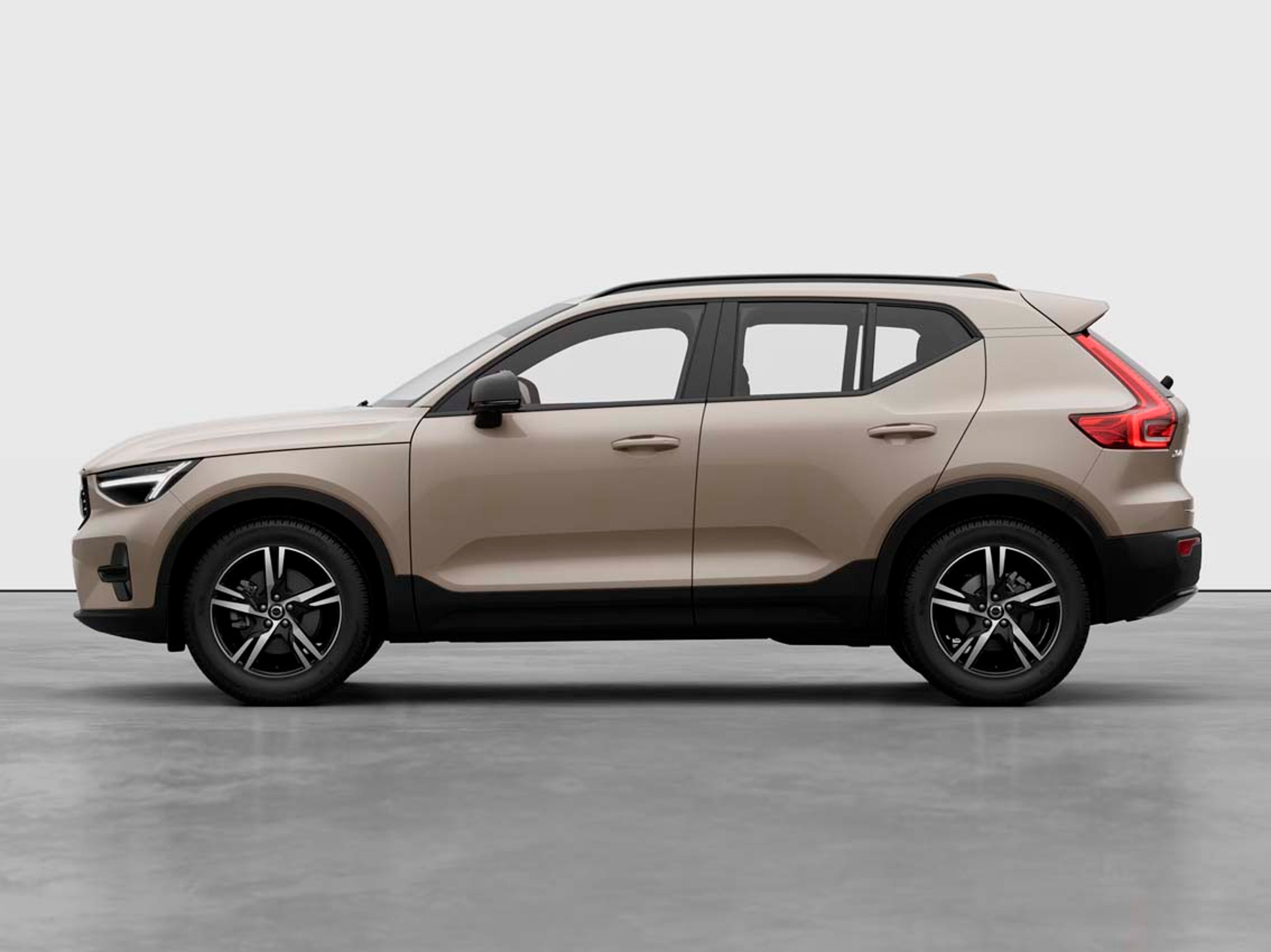 Volvo XC40 color sand dust vista lateral