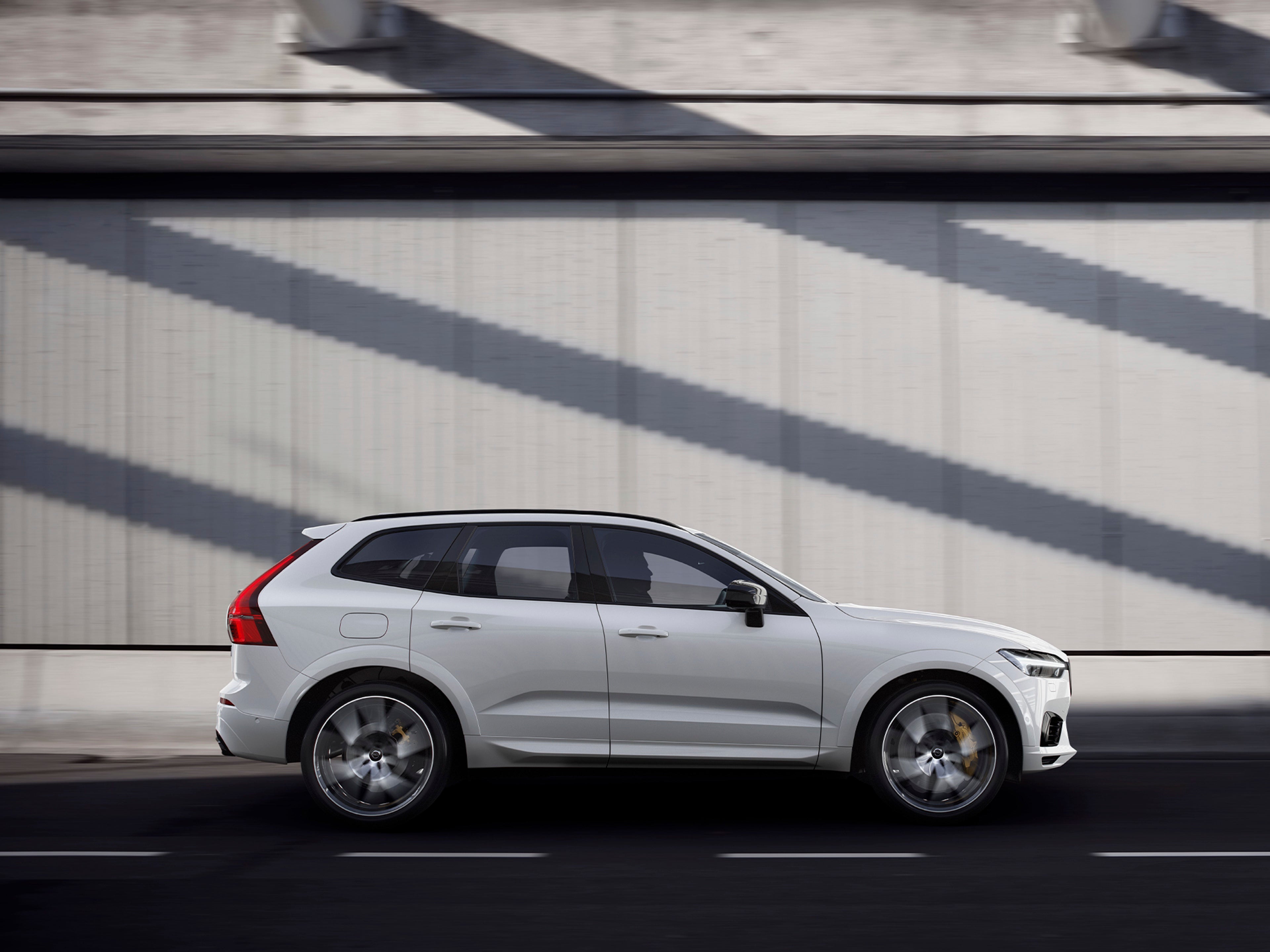 Volvo XC60 blanco.