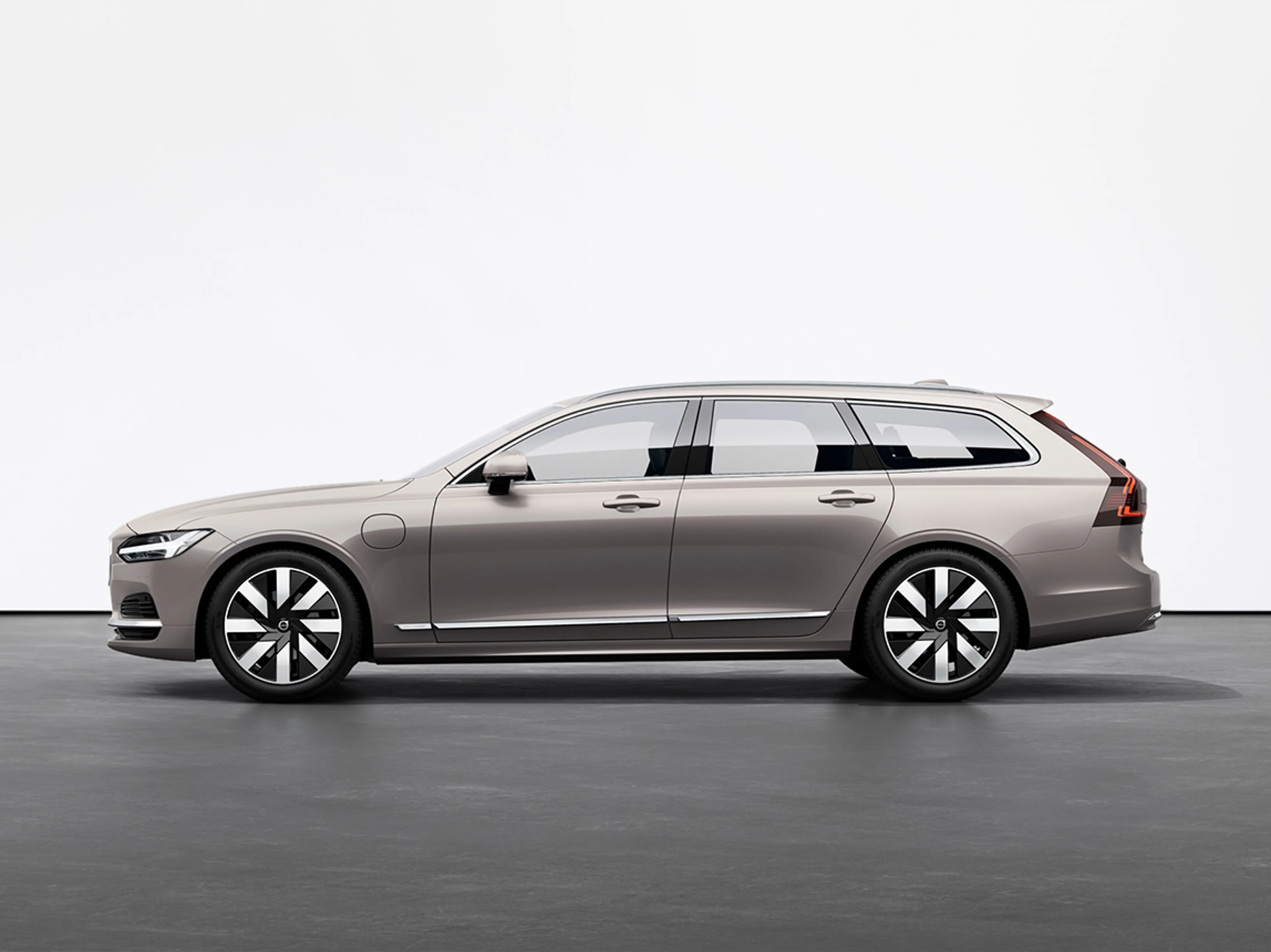 V90 Plug-in Hybrid