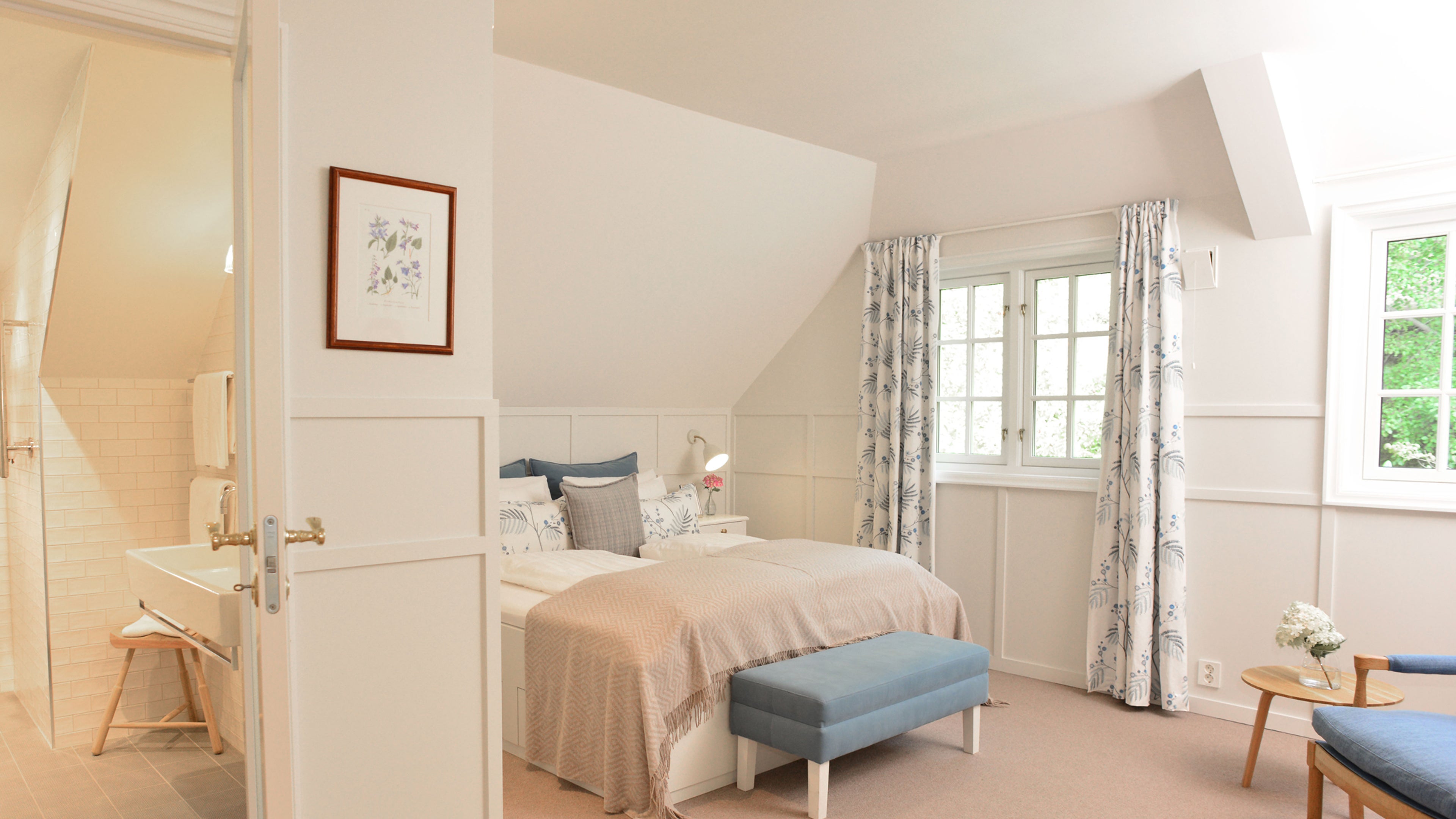 Rom med seng på Engø gård