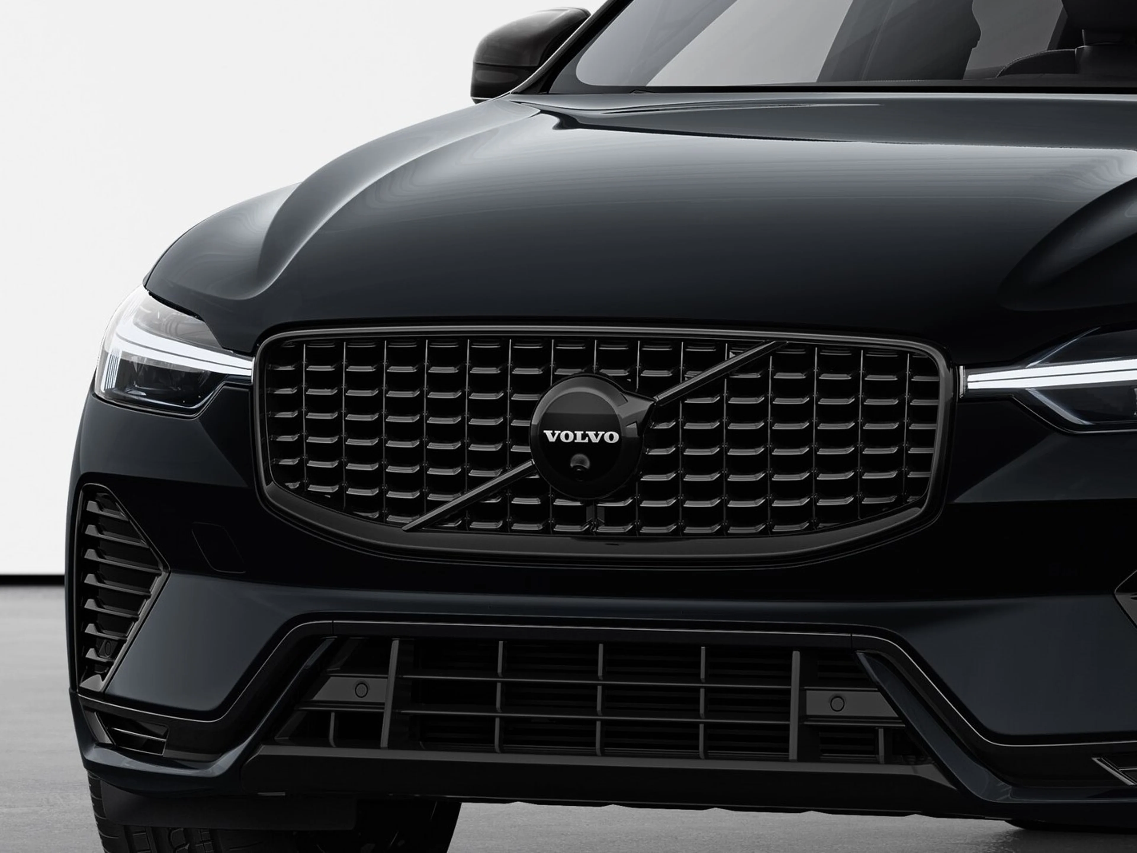 Sleek Volvo Black Edition Detailing - Front of Black Volvo Grille