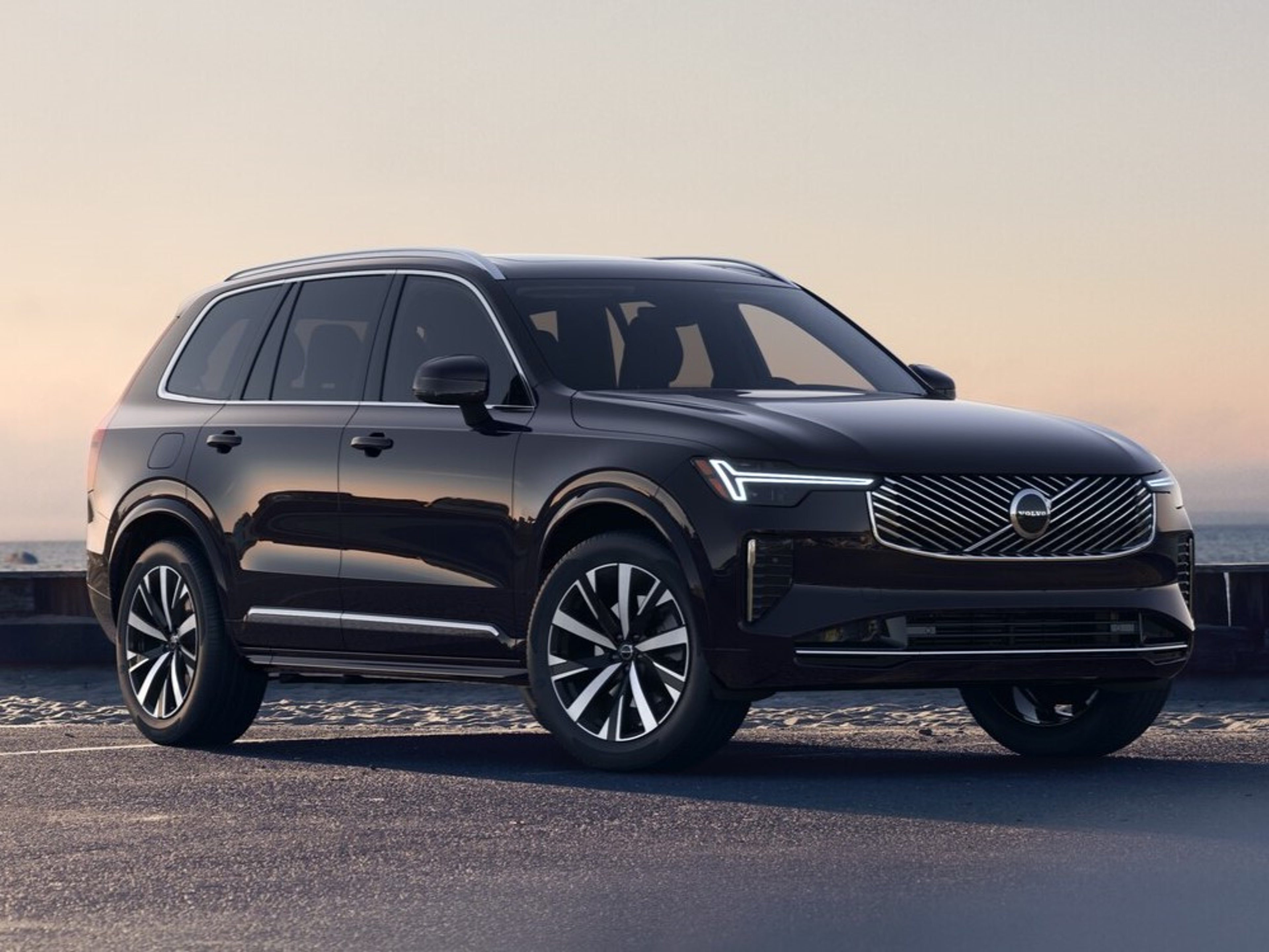 XC90 facing forward