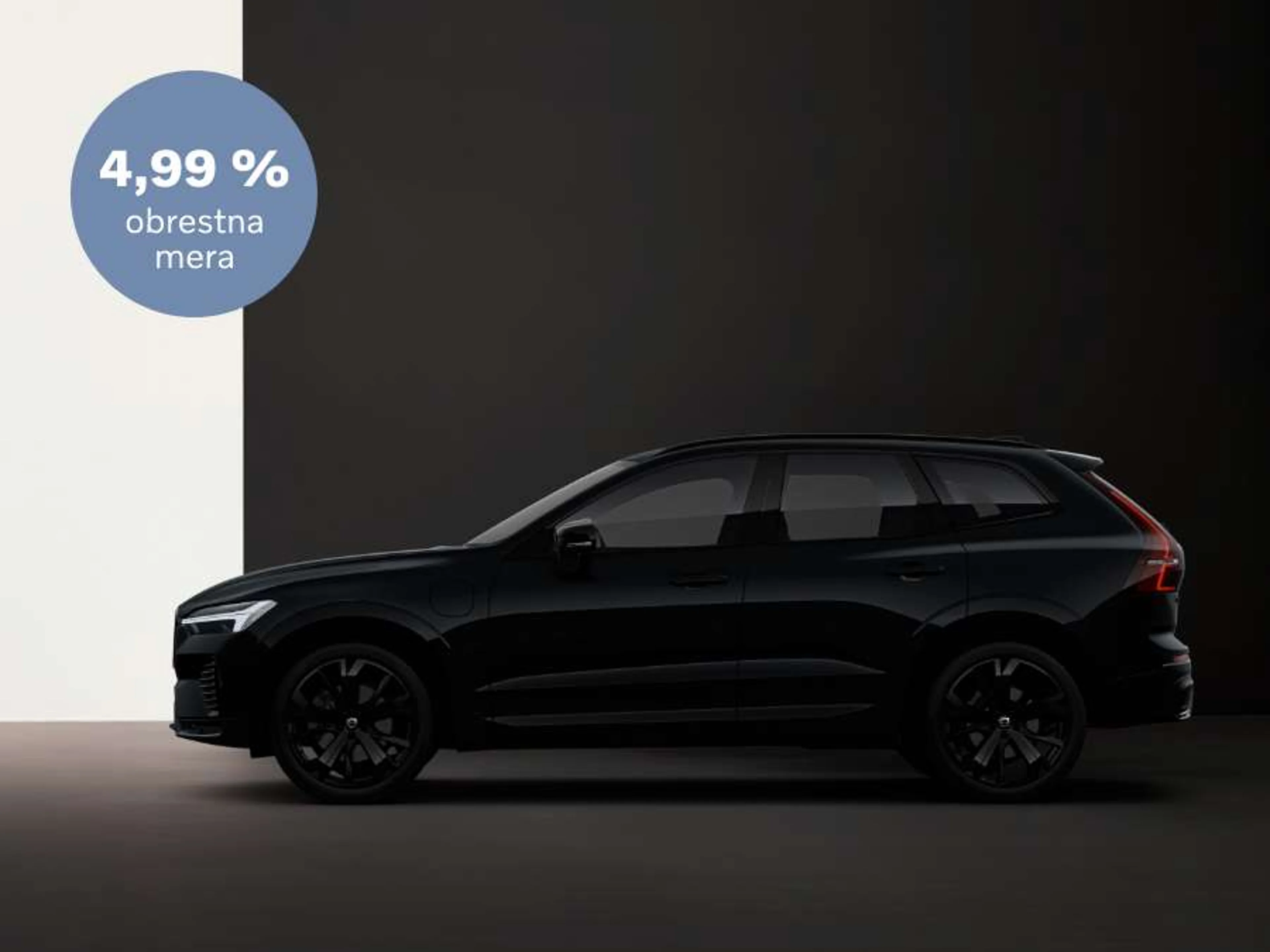 Volvo XC60 PHEV Black Edition s promocijsko obrestno mero 4,99 %.