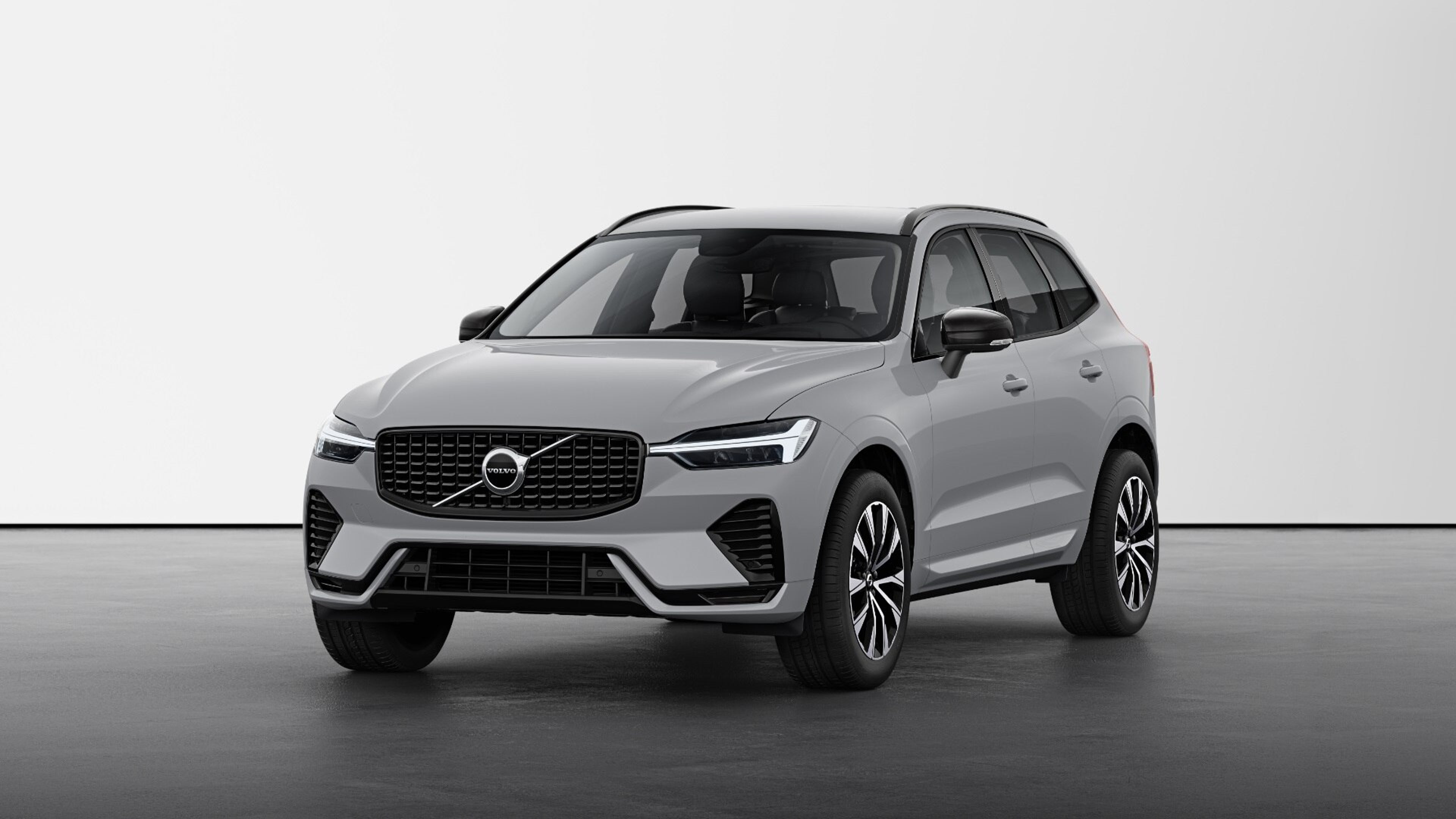 XC60 B5 AWD Mild Hybrid Benzina Core MY25