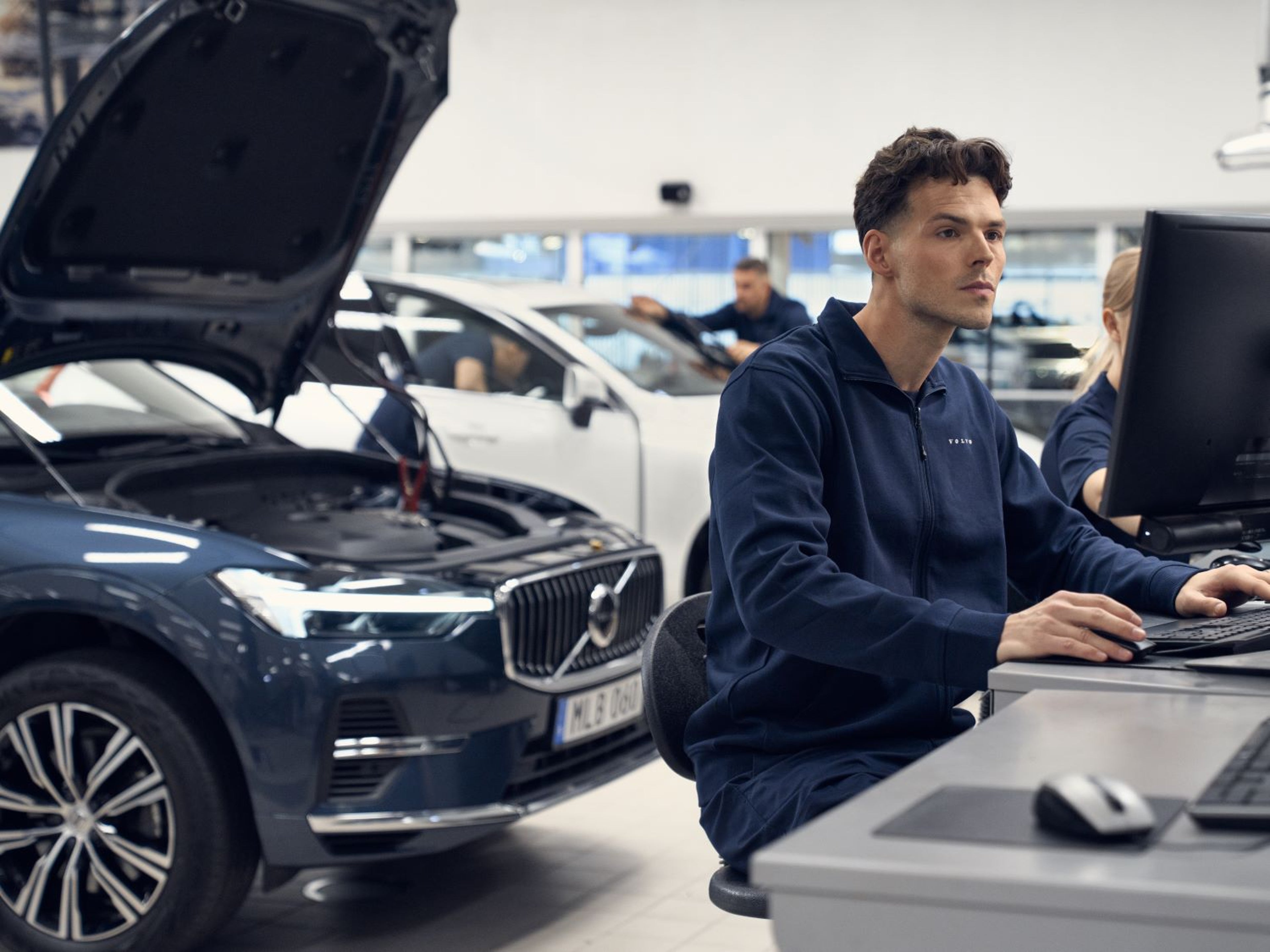 Technician working on XC60
