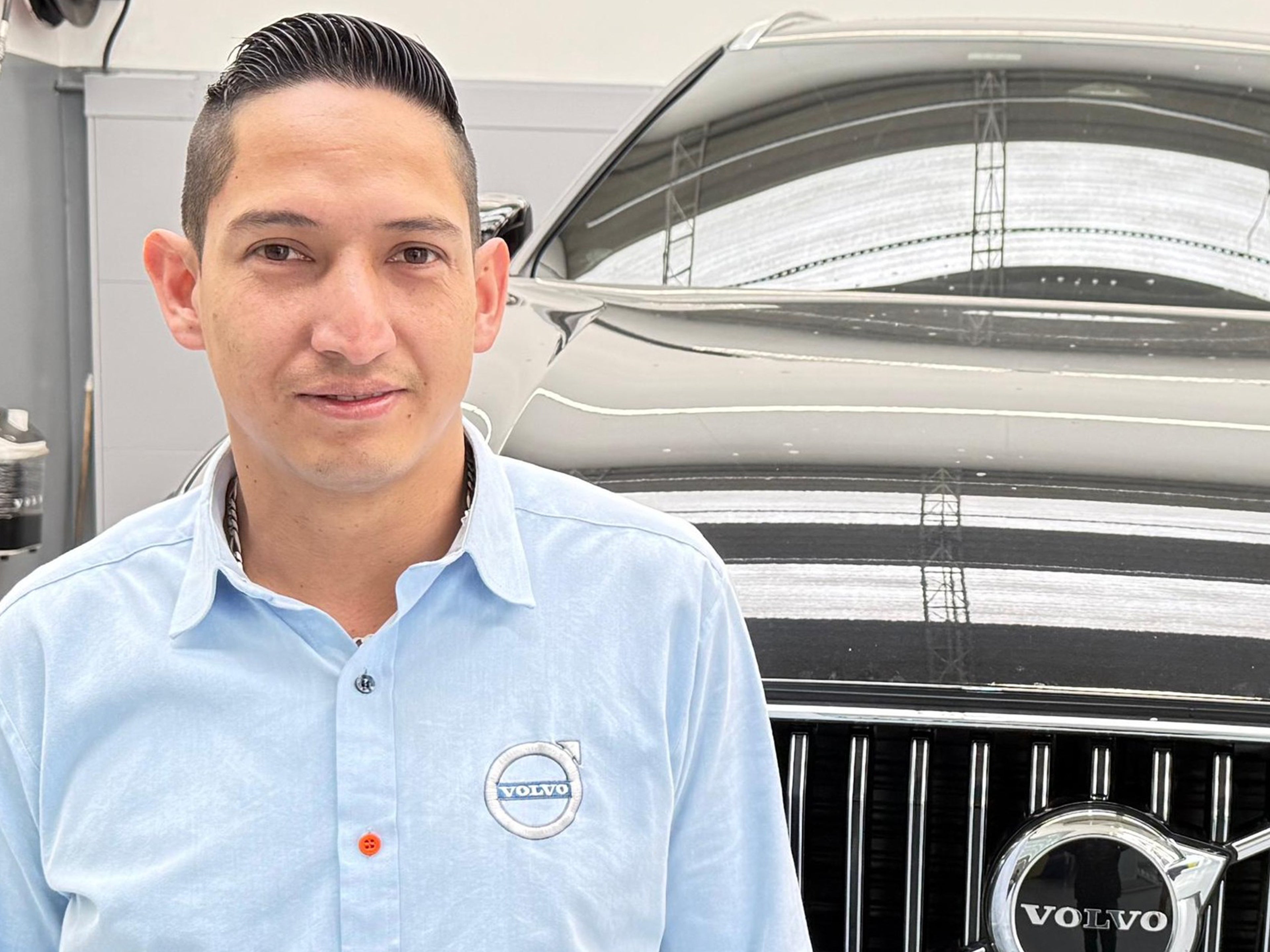 LOS COCHES Bogotá Antonio Monroy Marin