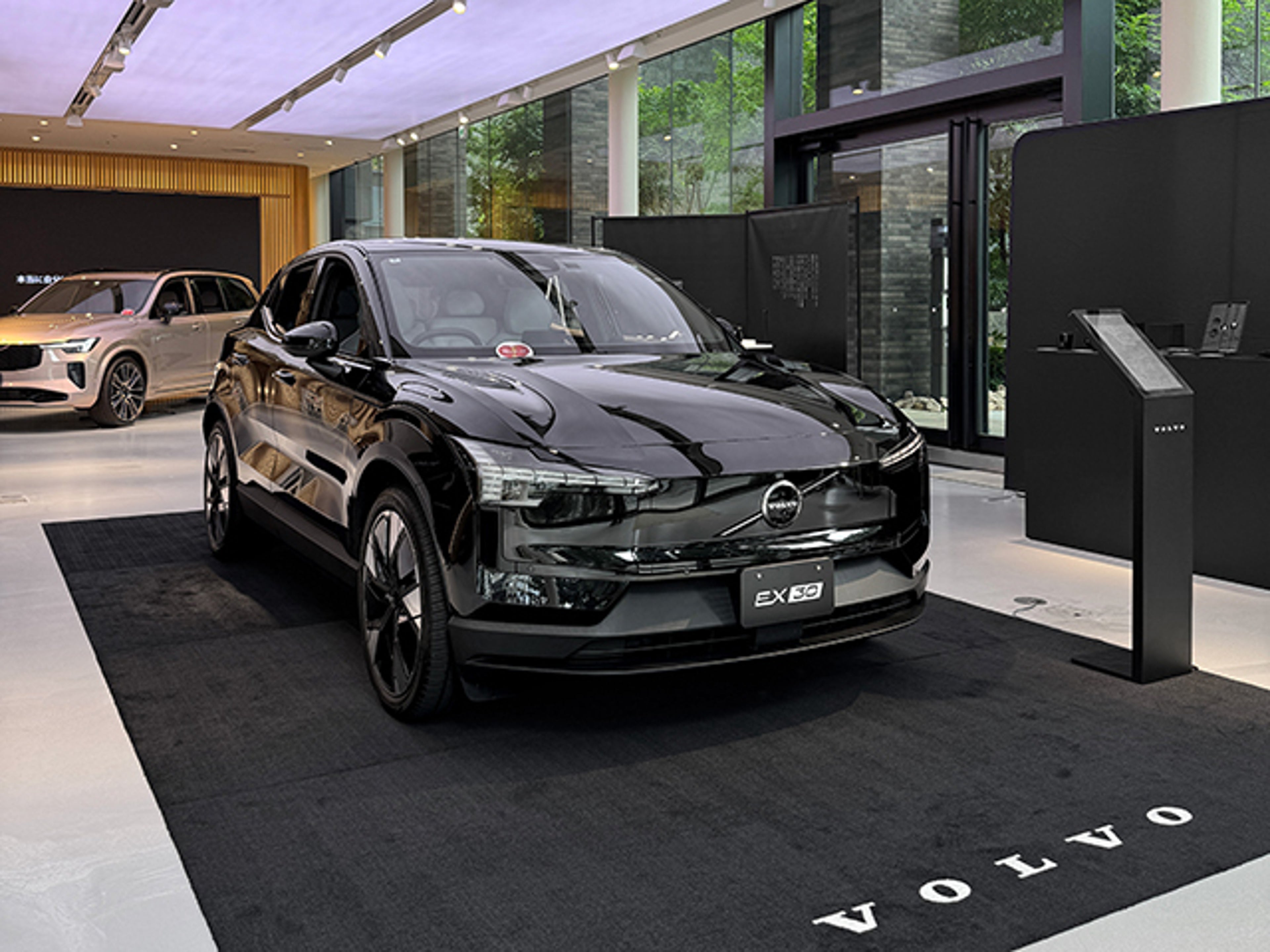 Volvo x "#000 BLACK KOGEI” コラボレーションイベント