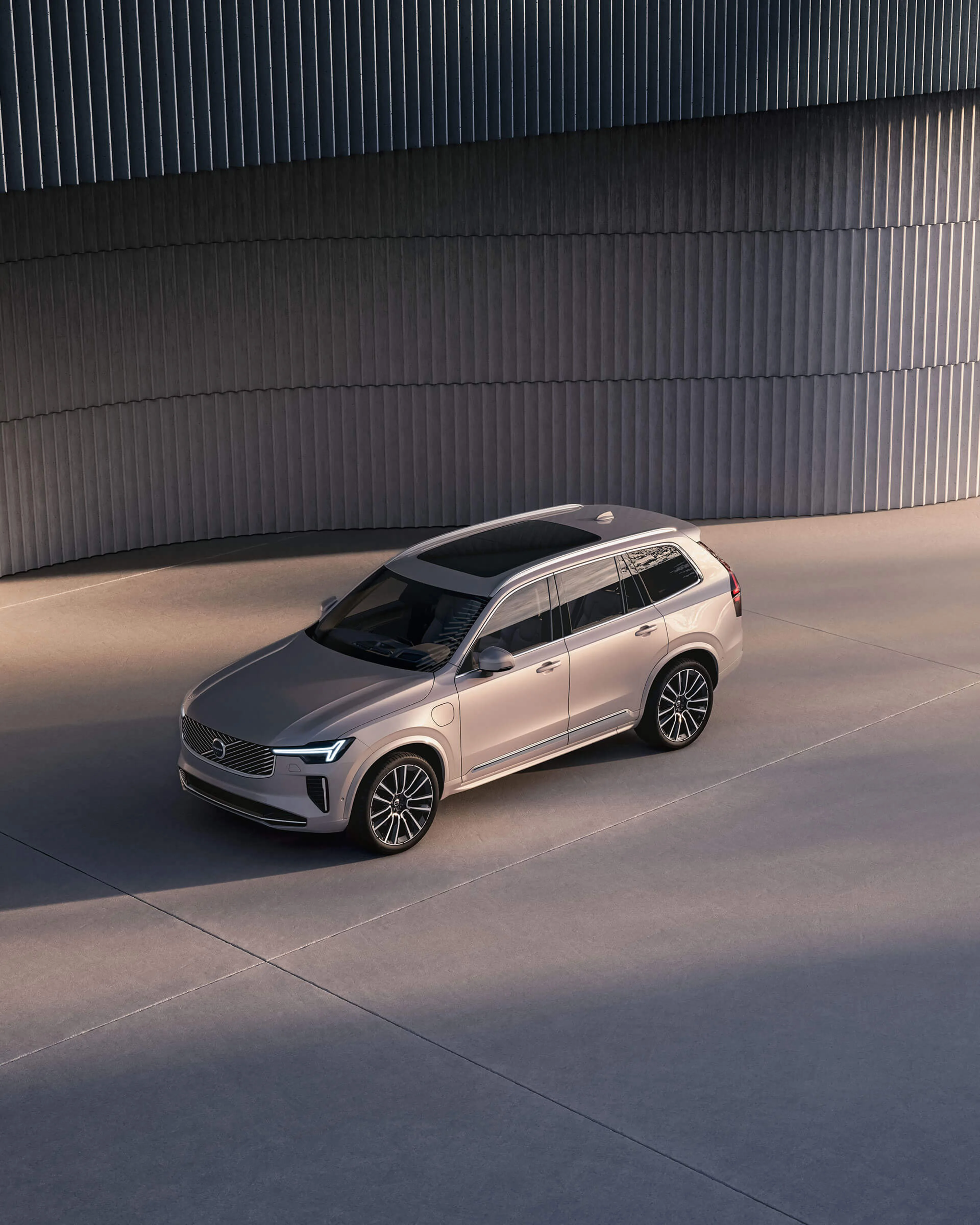 New XC90 side profile