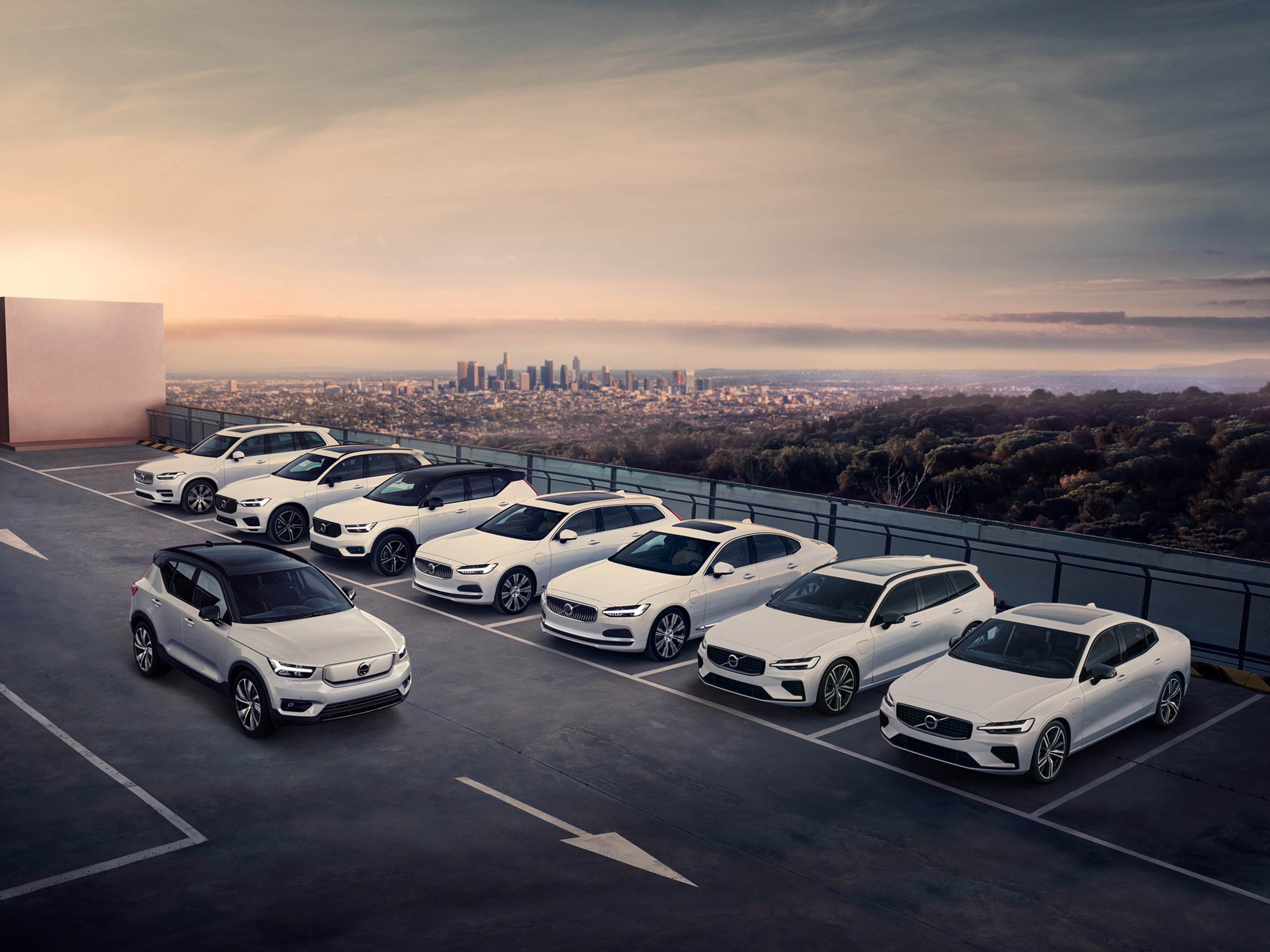 Gama variada de modelos com tecnologia Plug-in Hybrid.