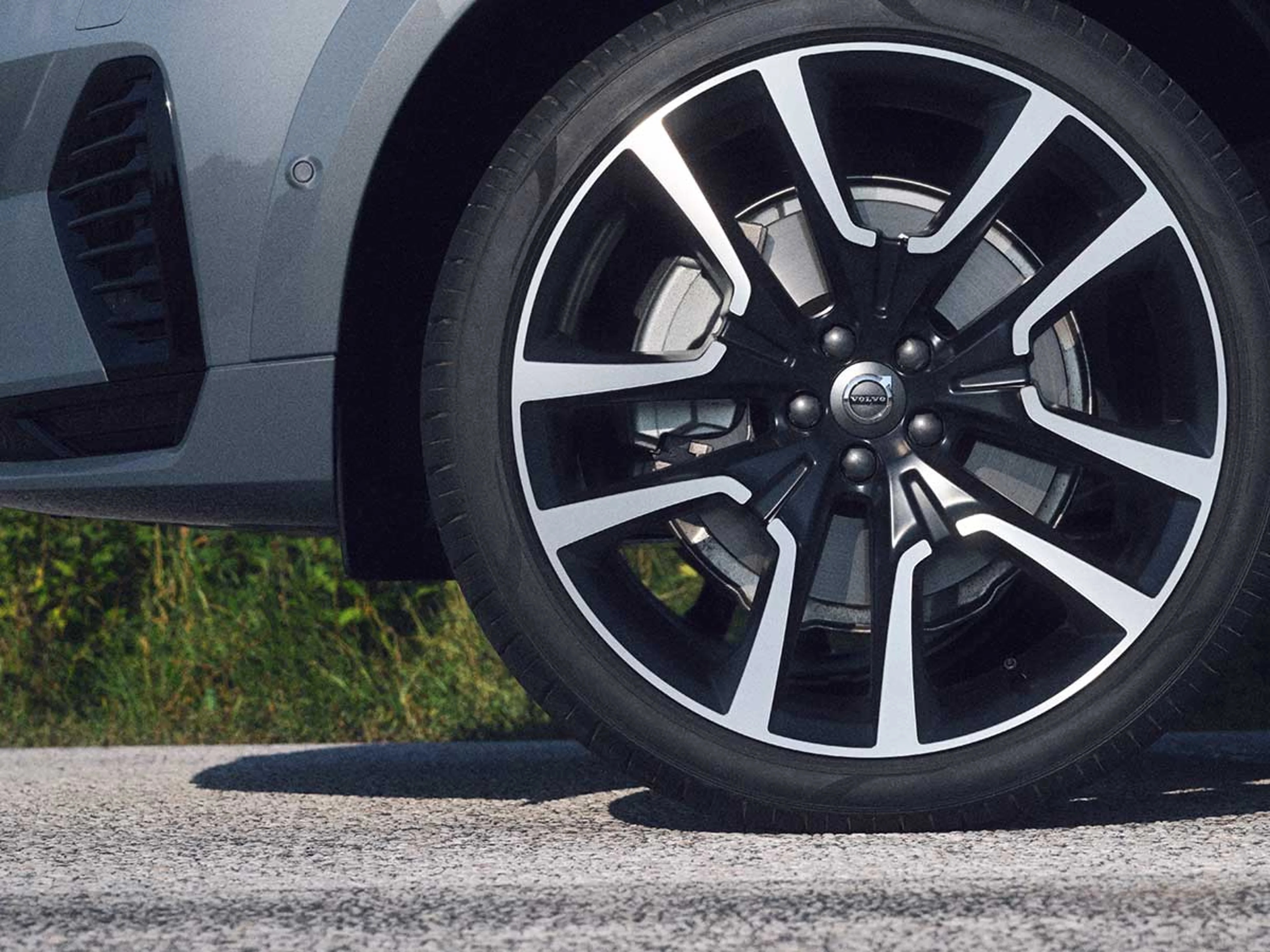Volvo vinterhjul i sne