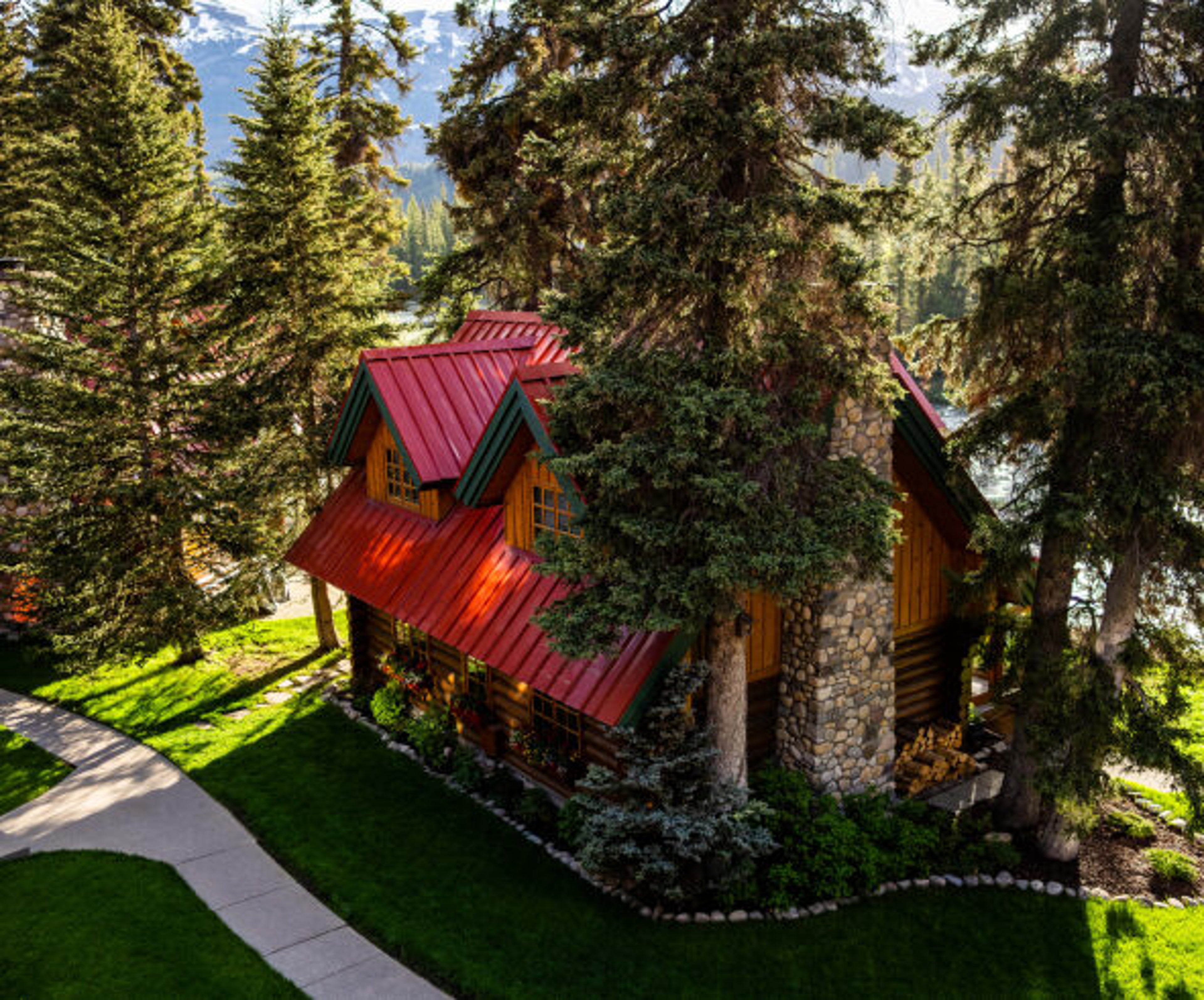 The Post Hotel & Spa - Lake Louise, AB