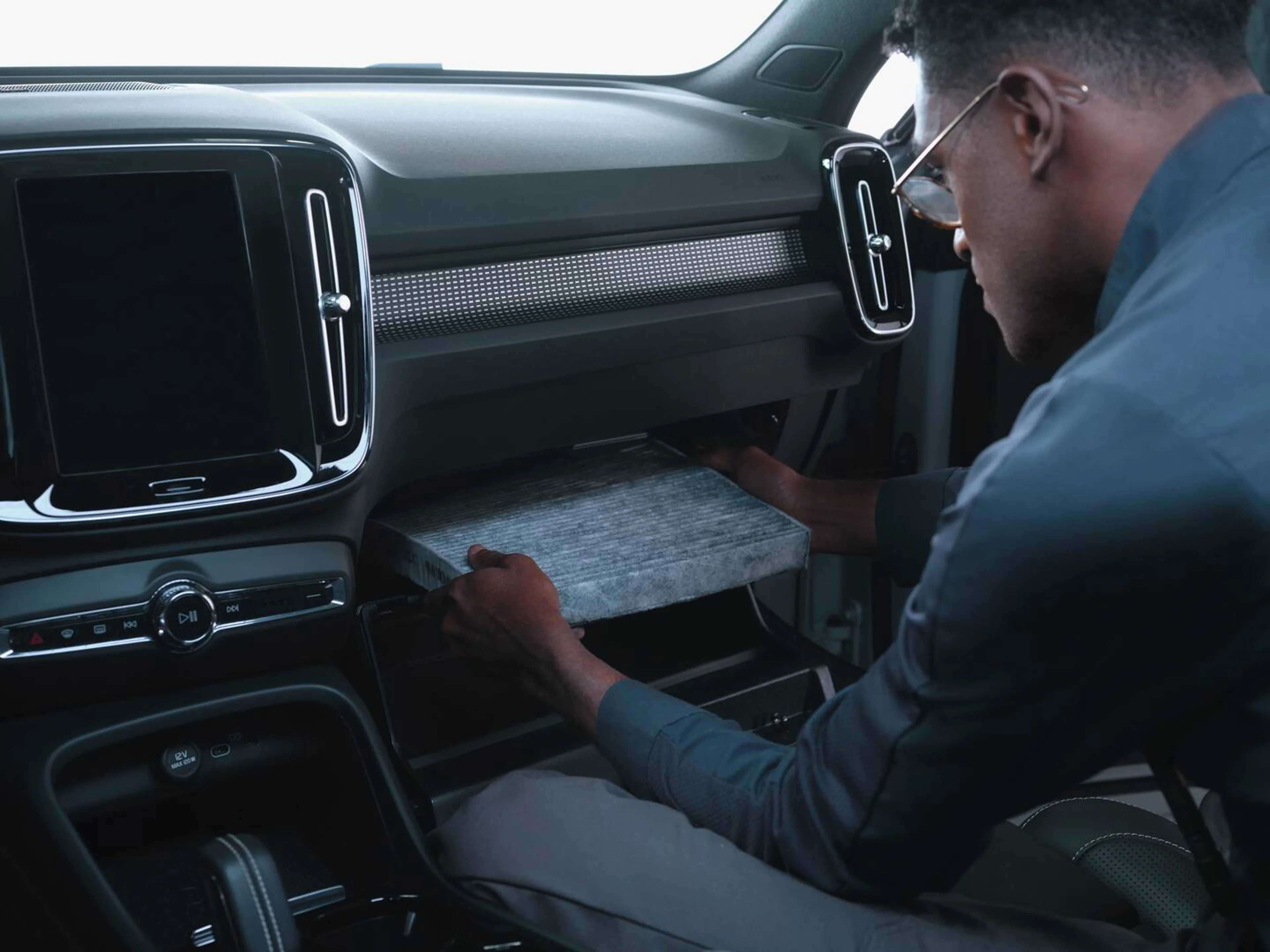 Volvo cabin air filter being installed