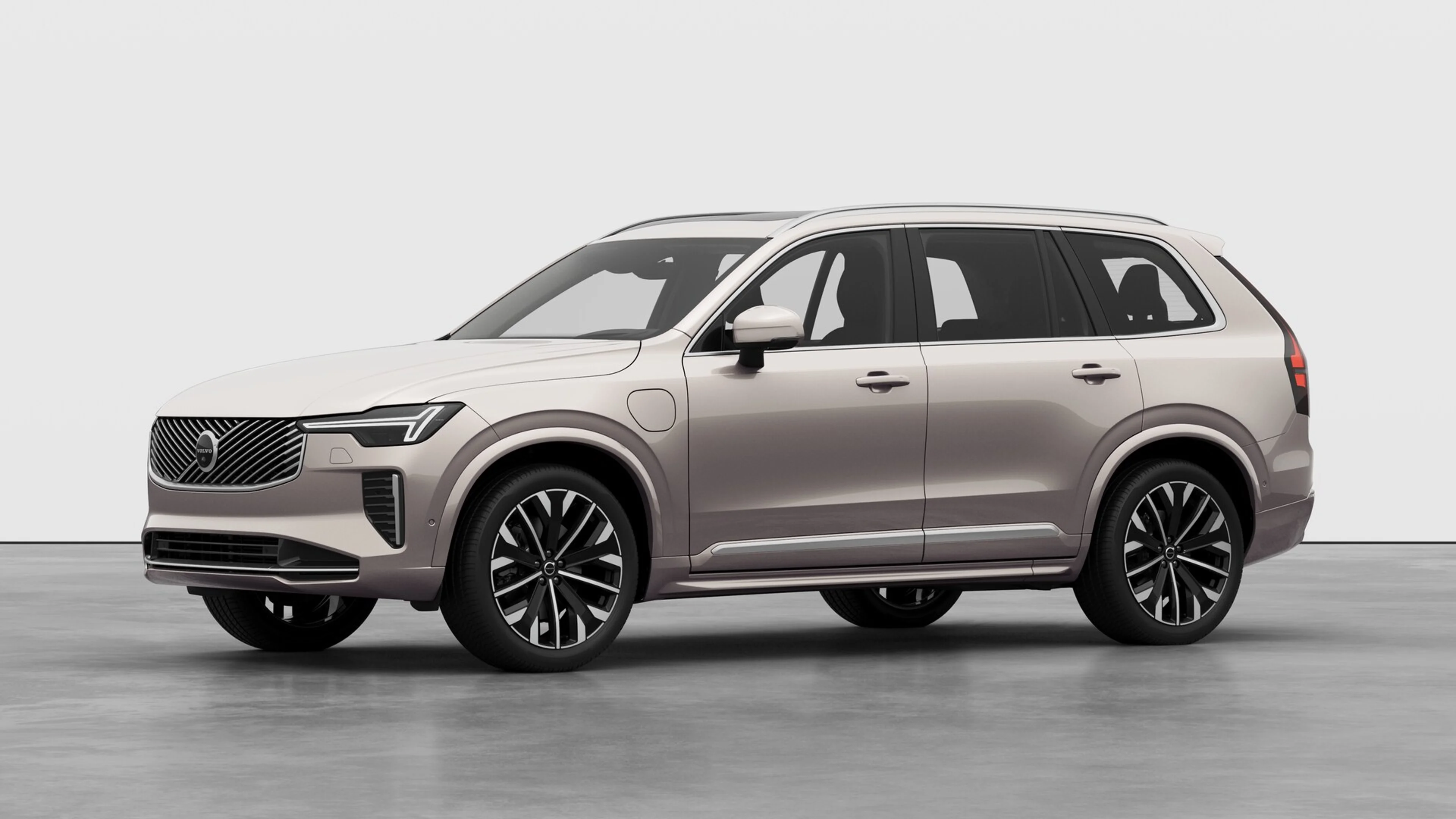 XC90 szemből