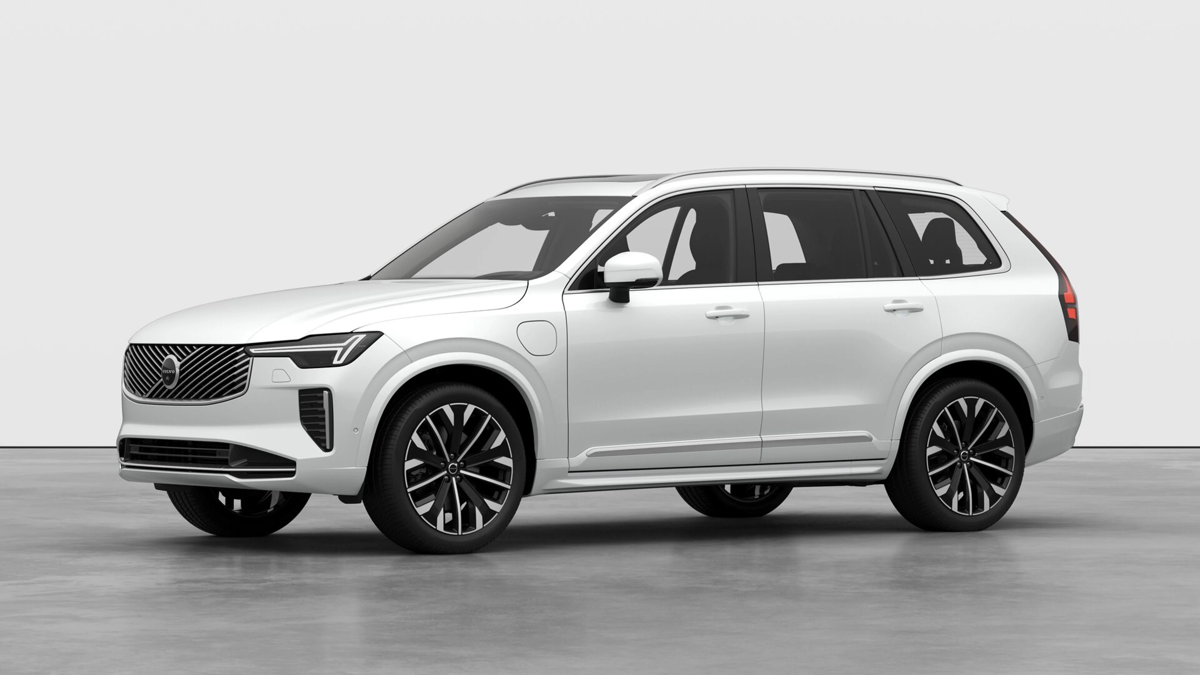 XC90 szemből