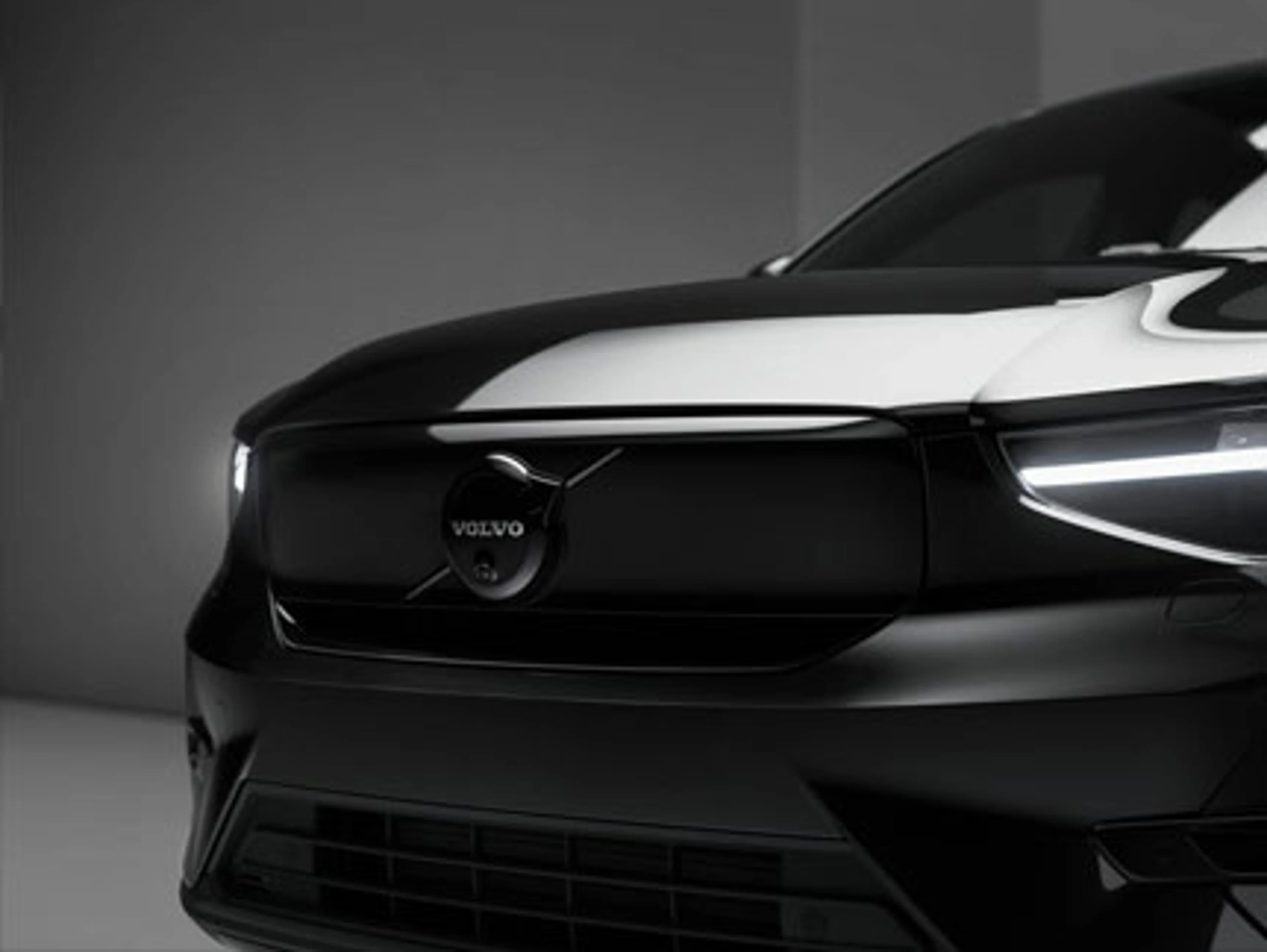 EX40 black edition nærbilde forfra