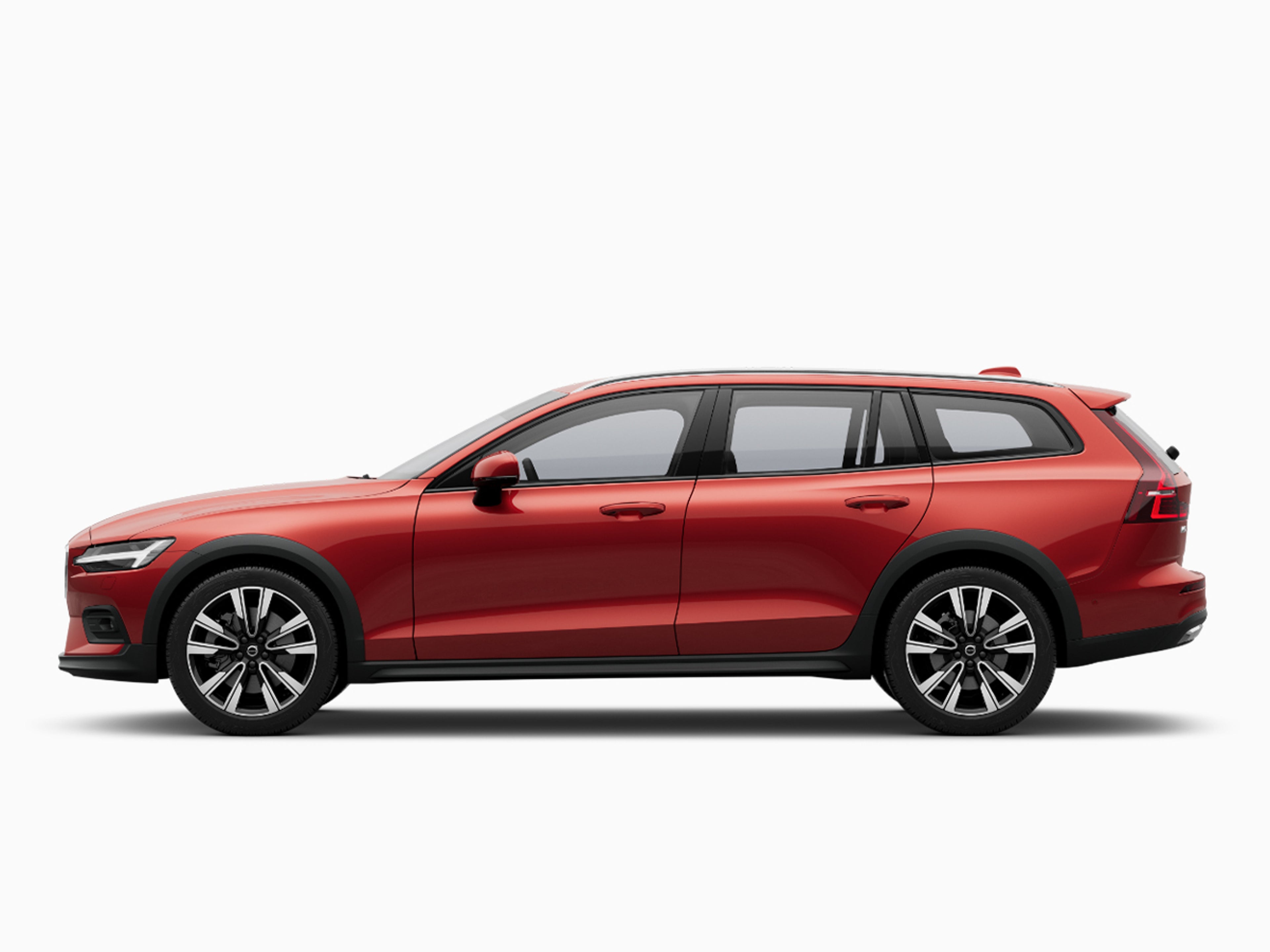 Volvo V90 Cross Country from the side