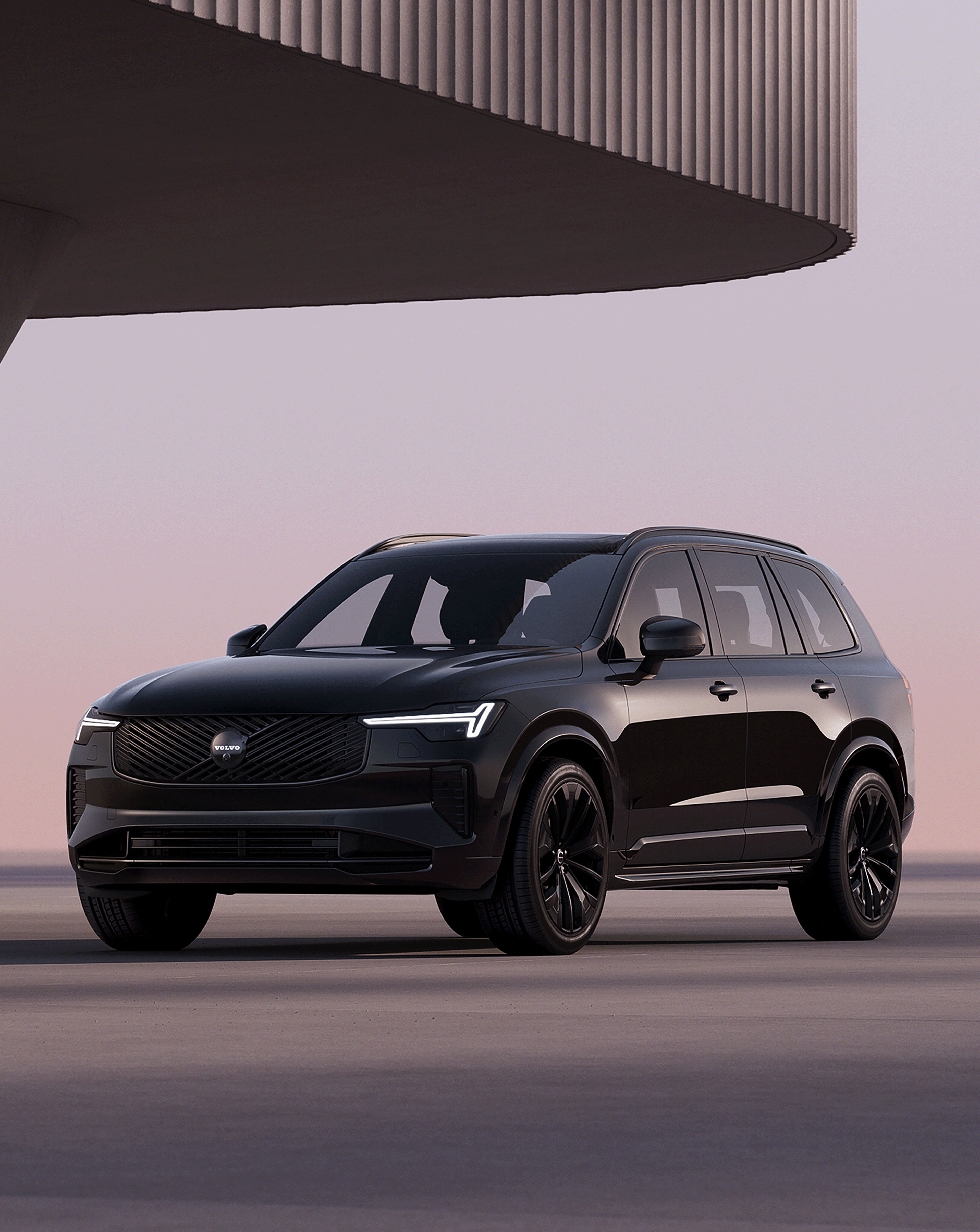 Seitliche Ansicht eines Volvo XC90 Mild-Hybrid.
