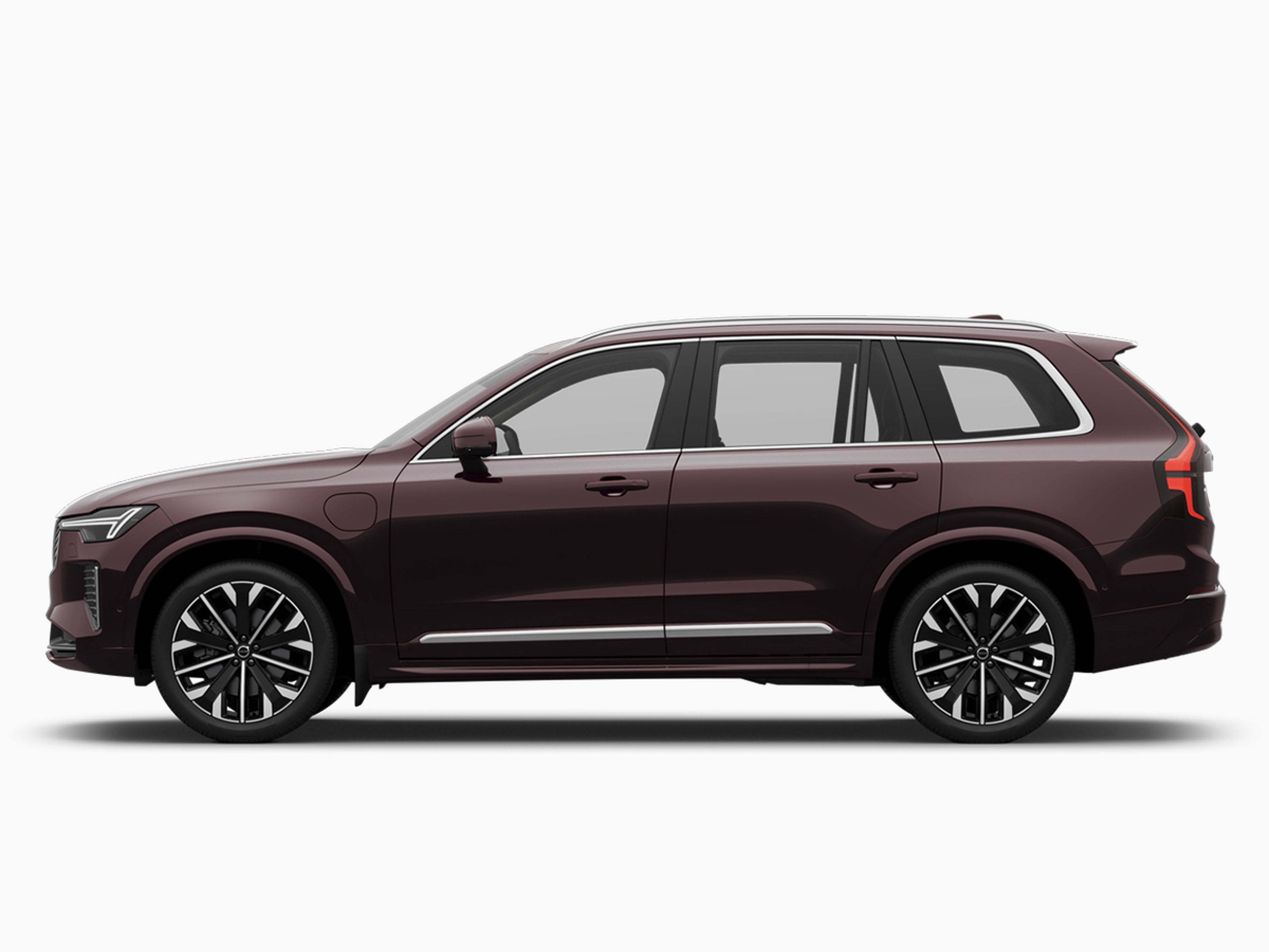 Volvo XC90 from the side