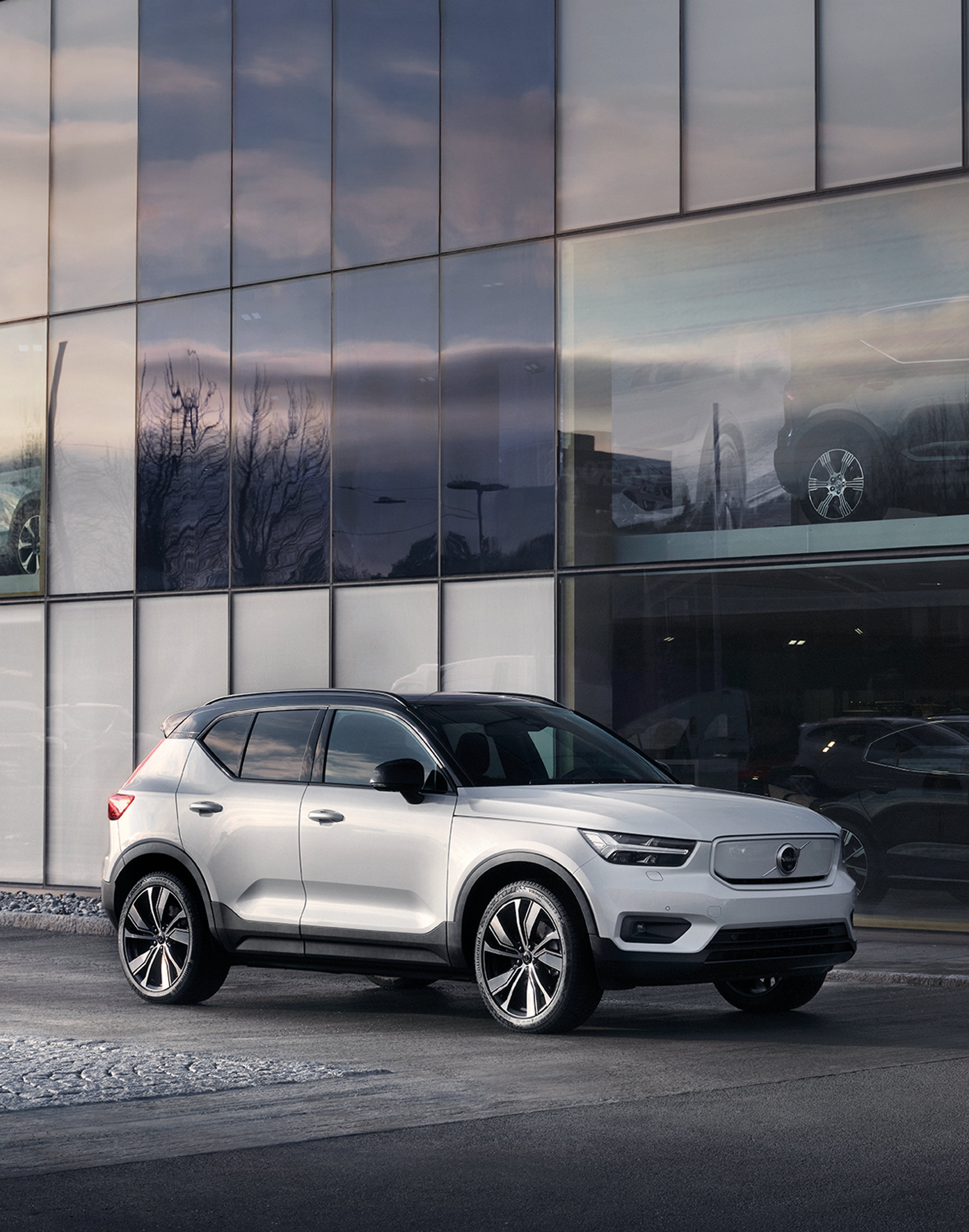 Ein Volvo XC40 Recharge Gebrauchtwagen.