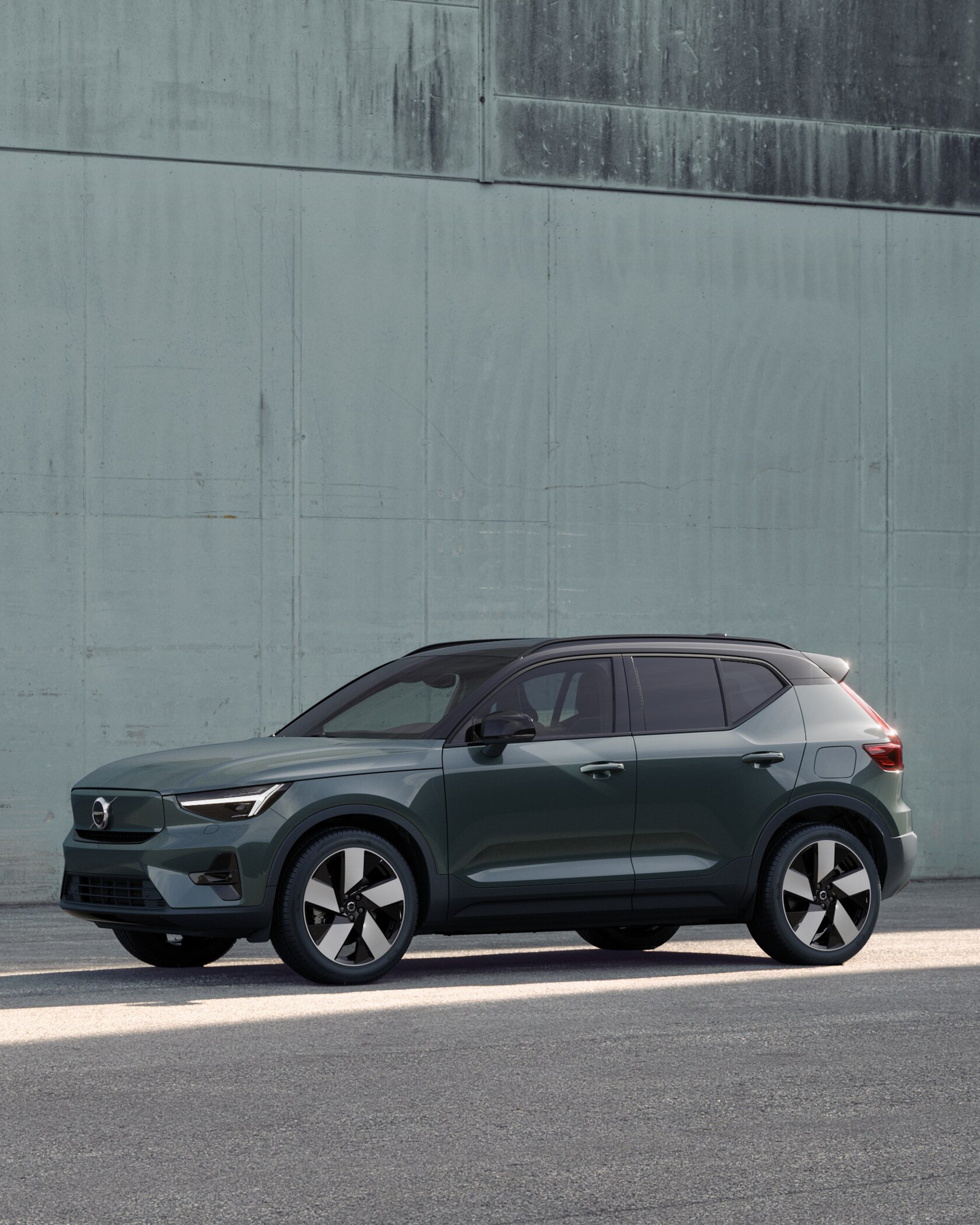 Volvo EX40