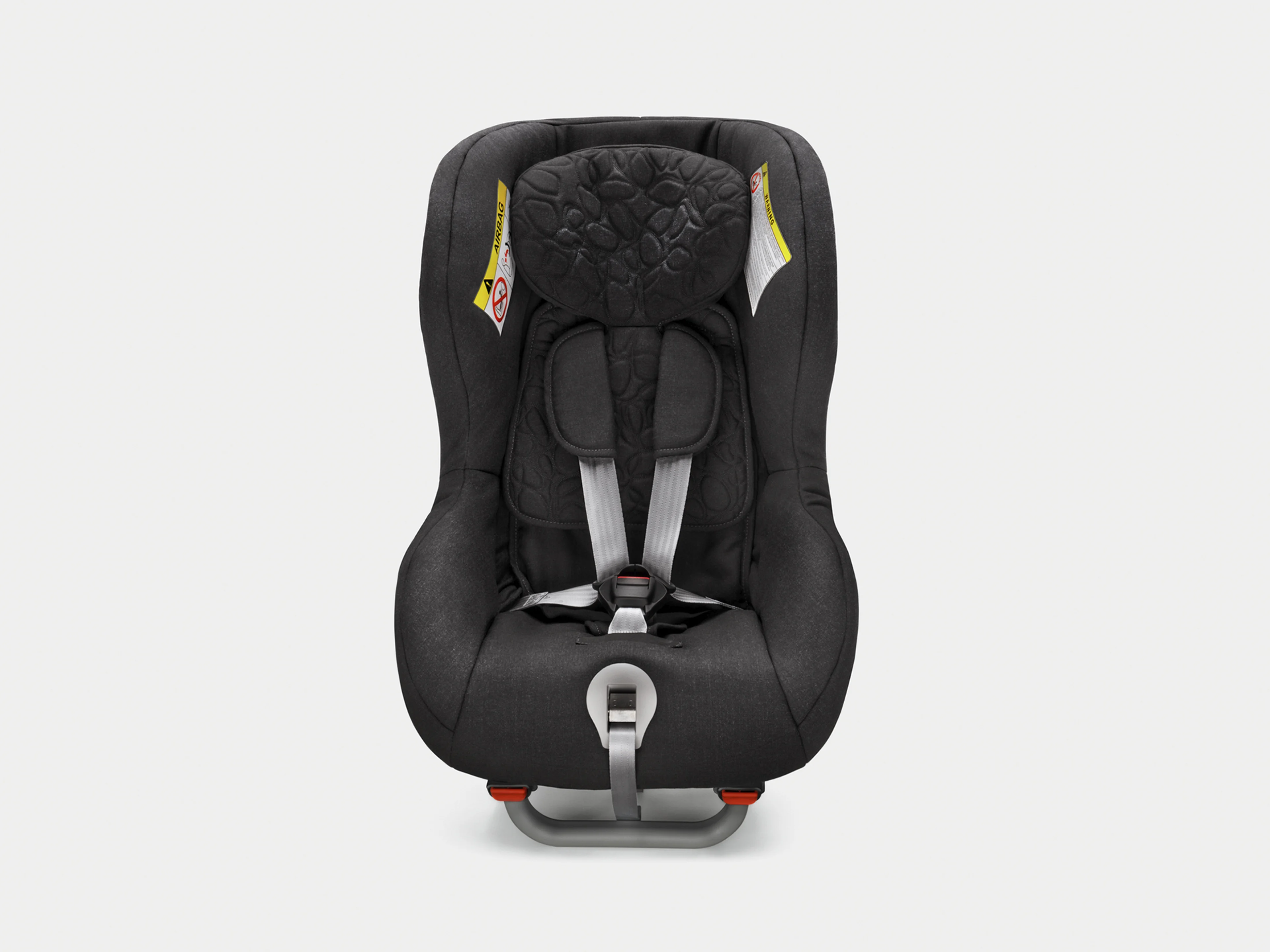 Silla infantil orientada hacia atrás