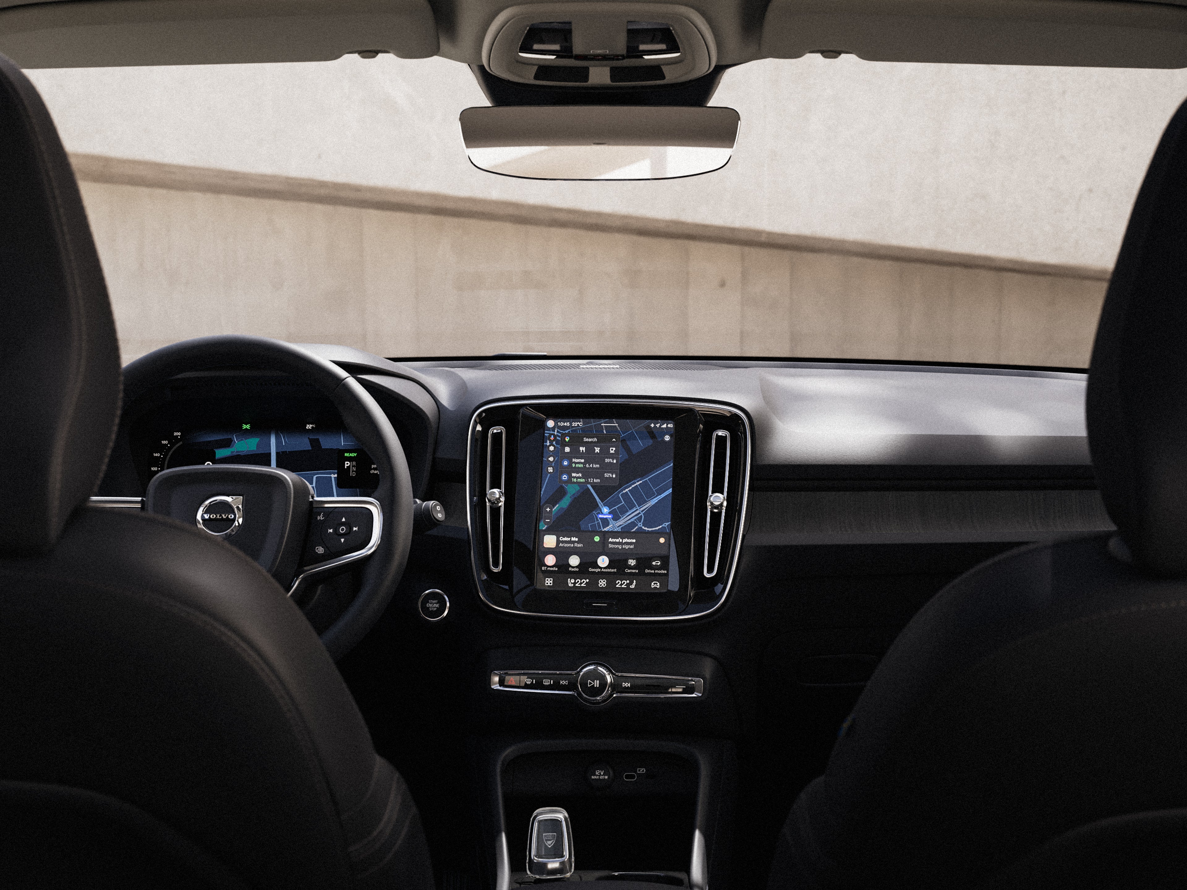 Az XC40 kormánya és műszerfala közelről.