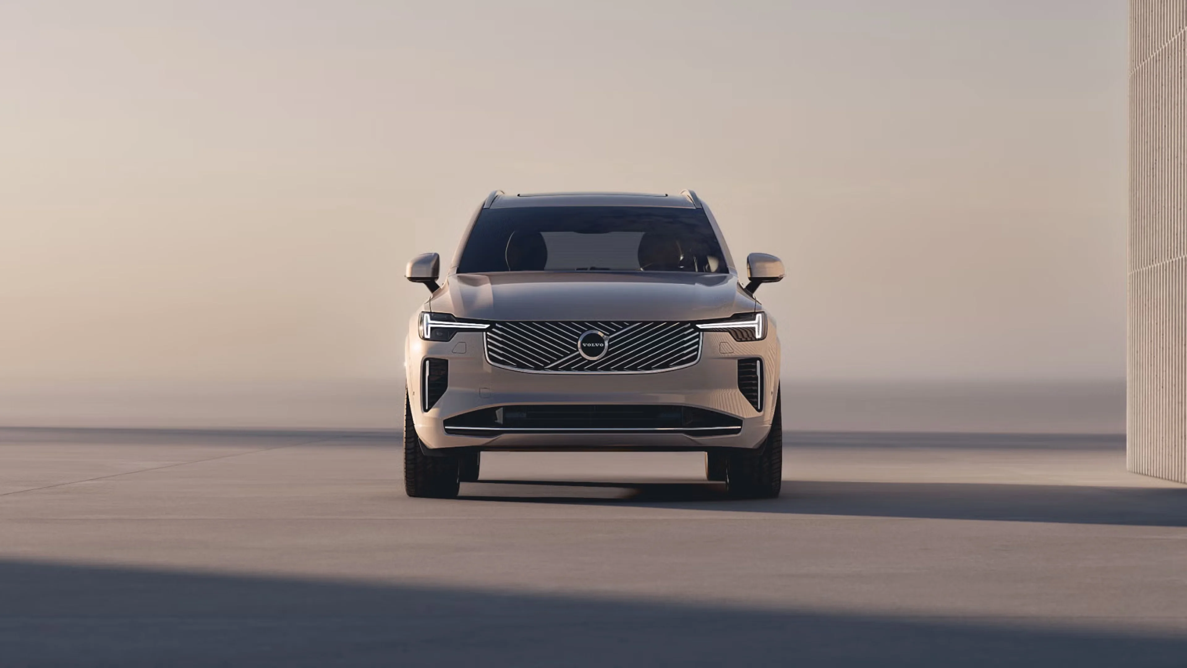 سيارة فولفو XC90