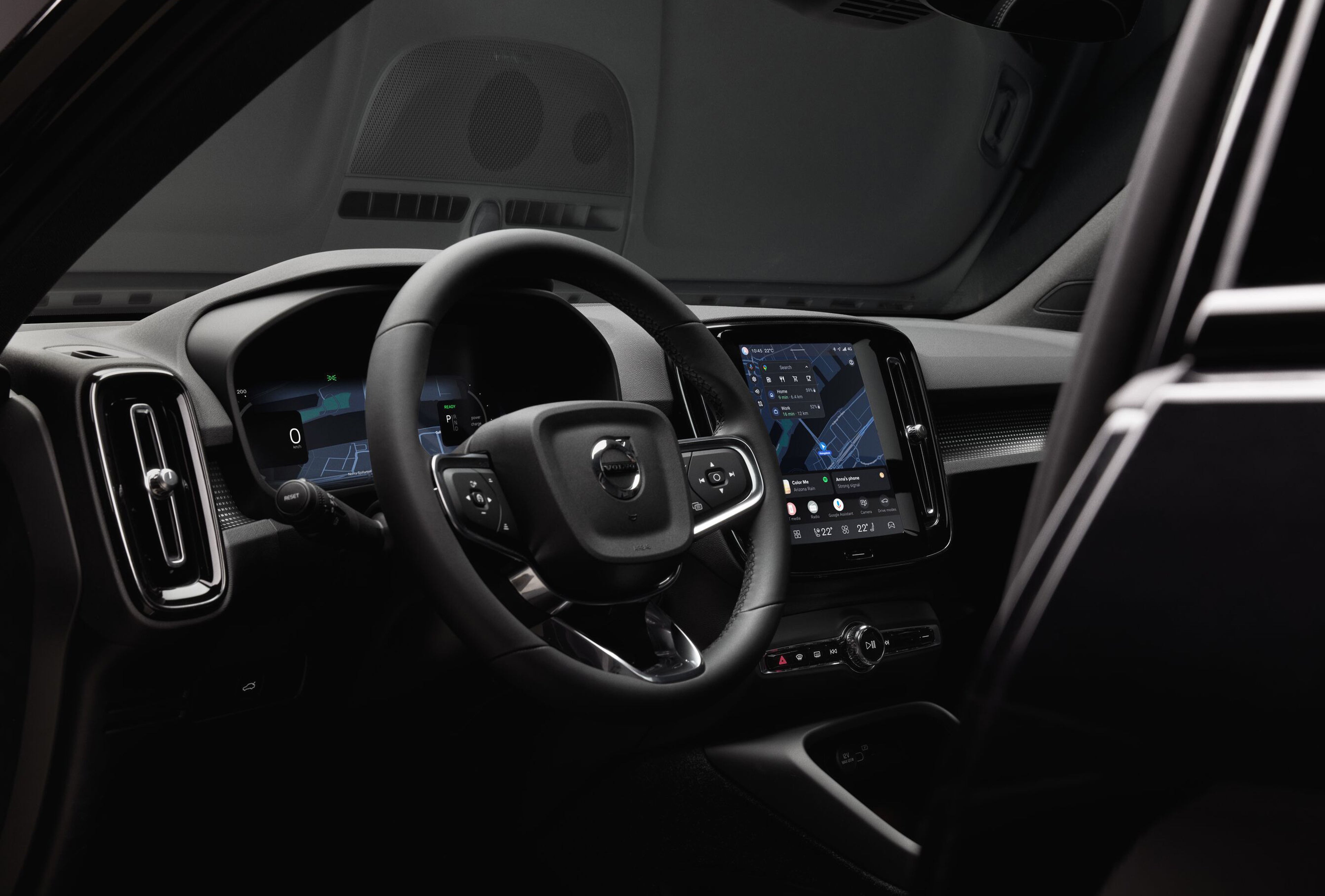 pohlad na kokpit vozidl Volvo XC40
