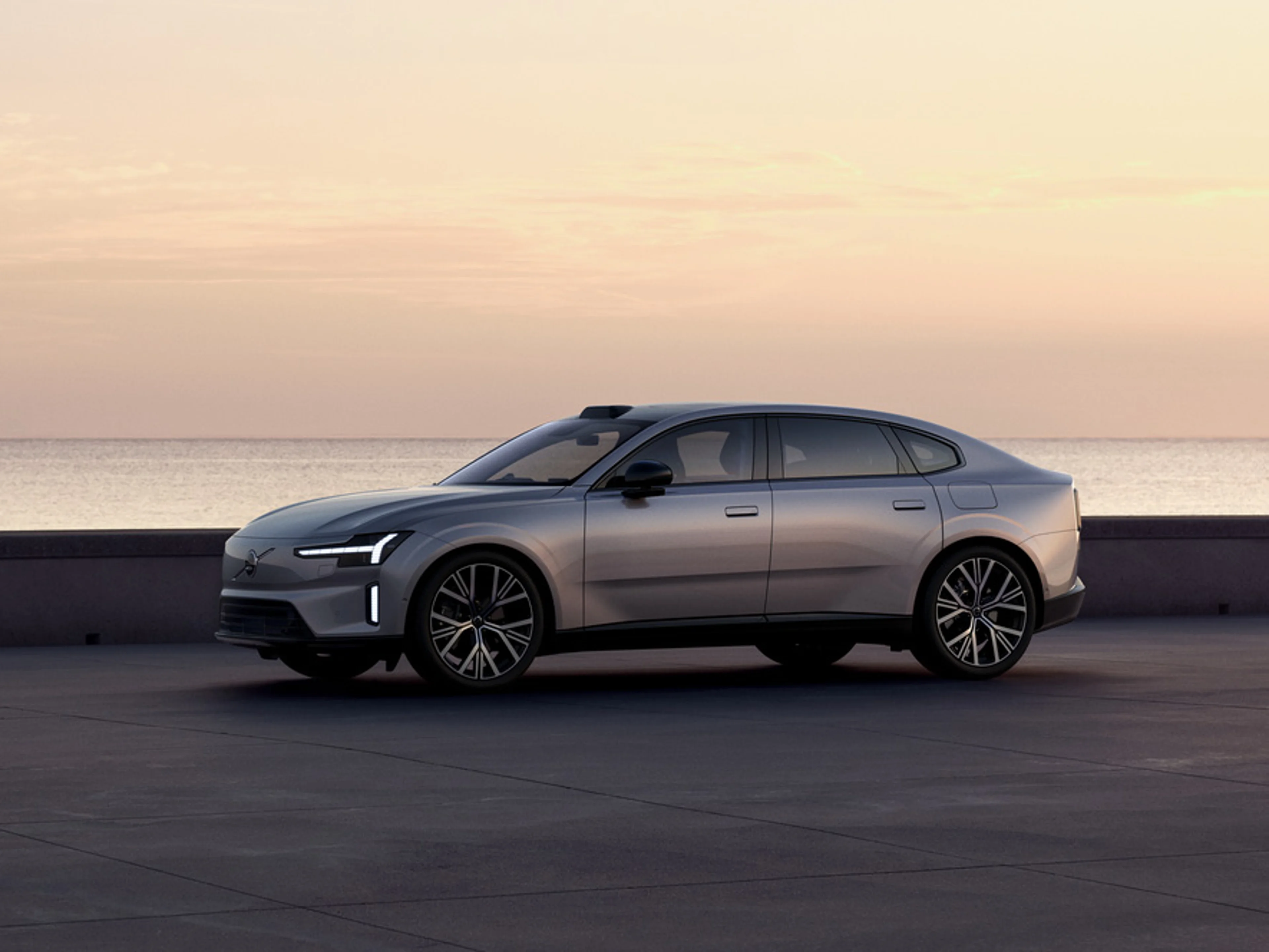 Volvo ES90