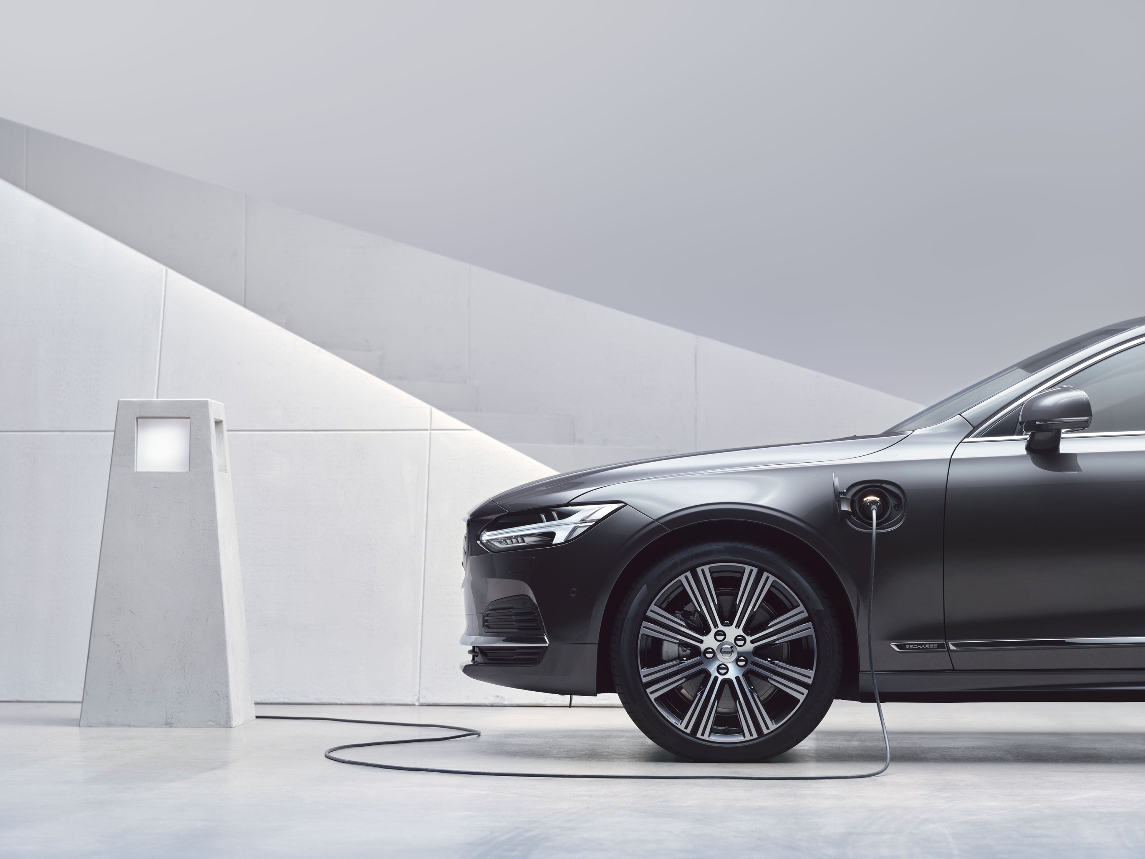 Volvo S90 Recharge