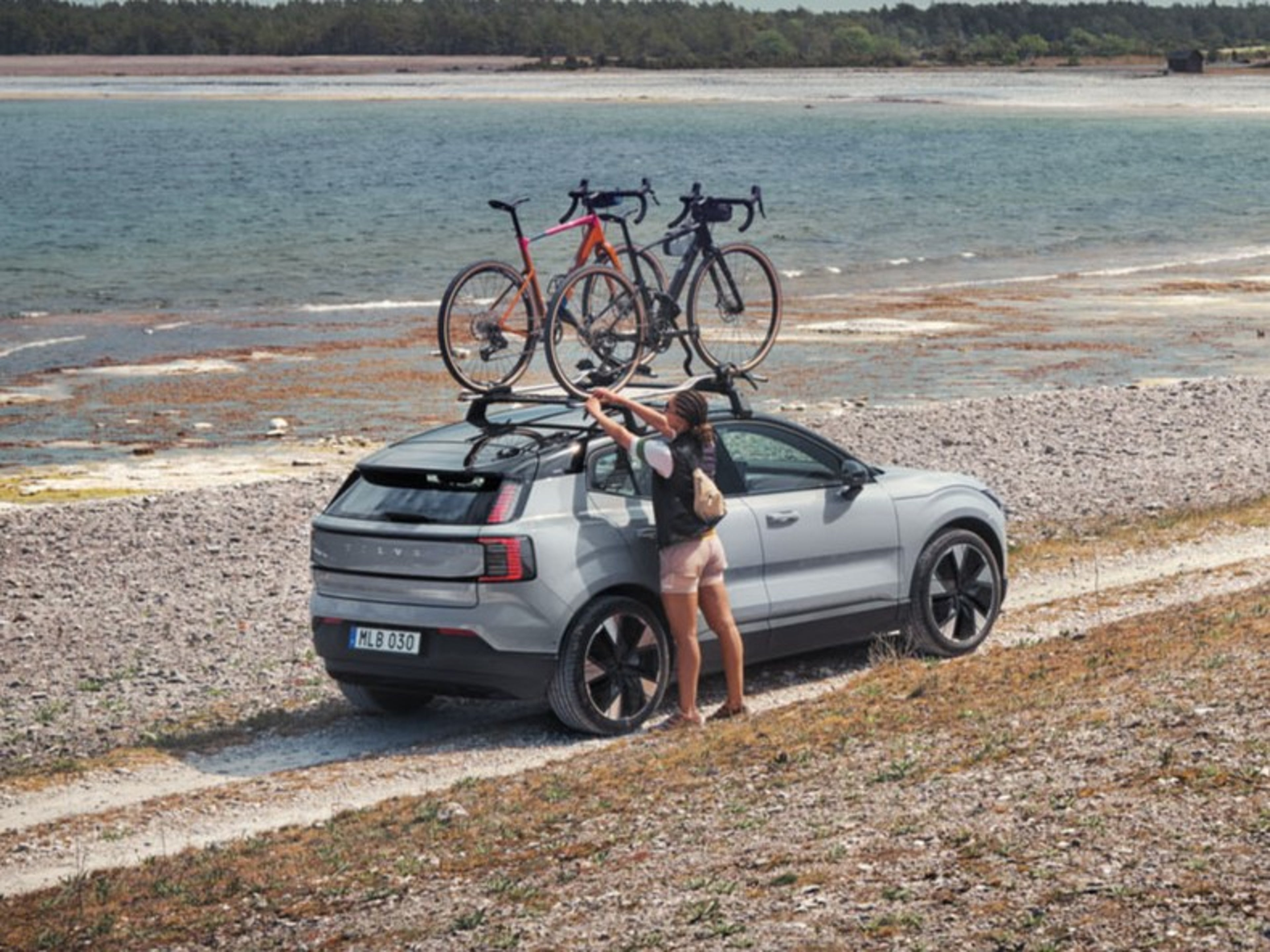 Rooftop Bike Carriers - Volvo Cars Accessory