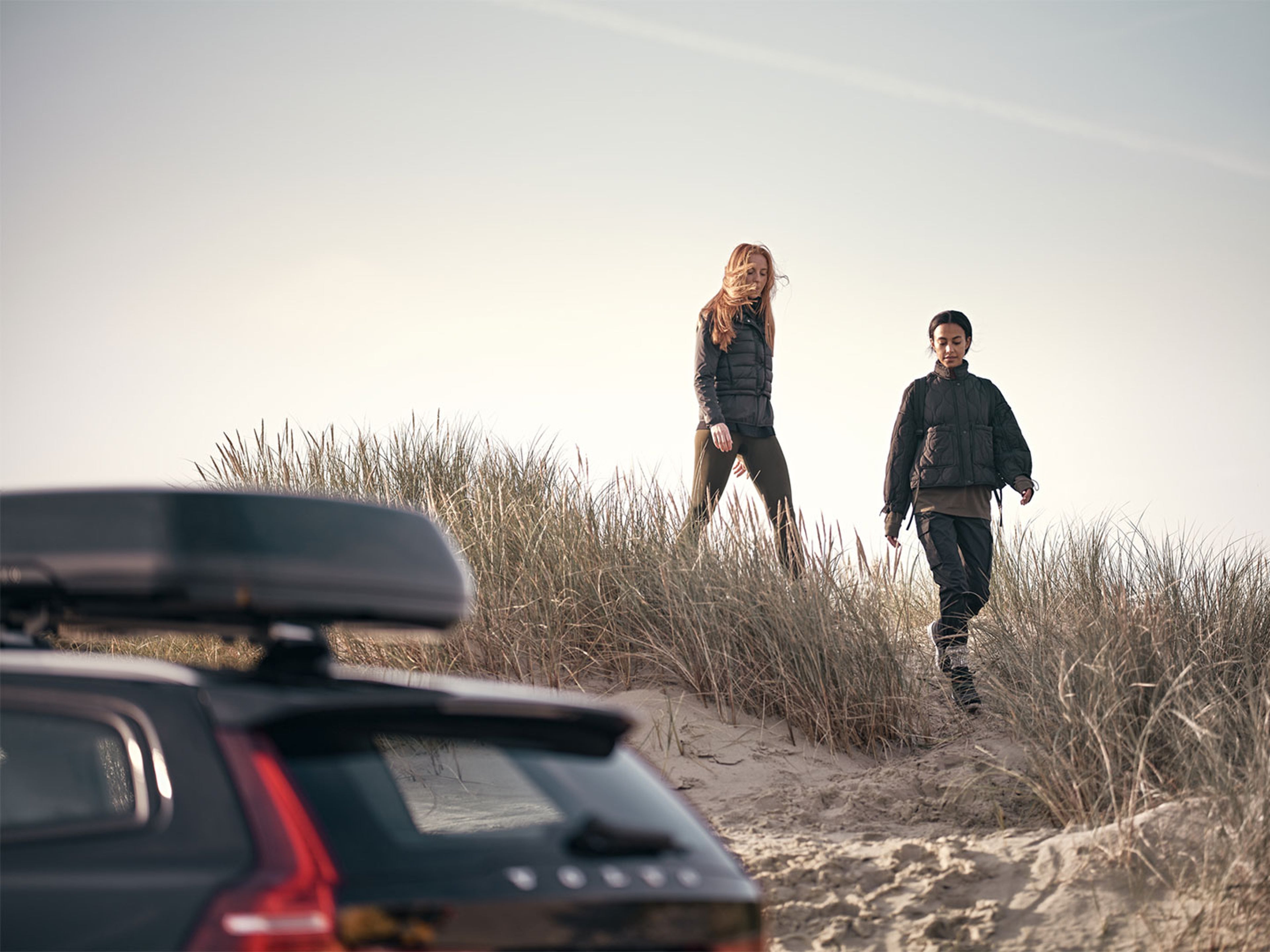 Volvo V60CC avec coffre de toit