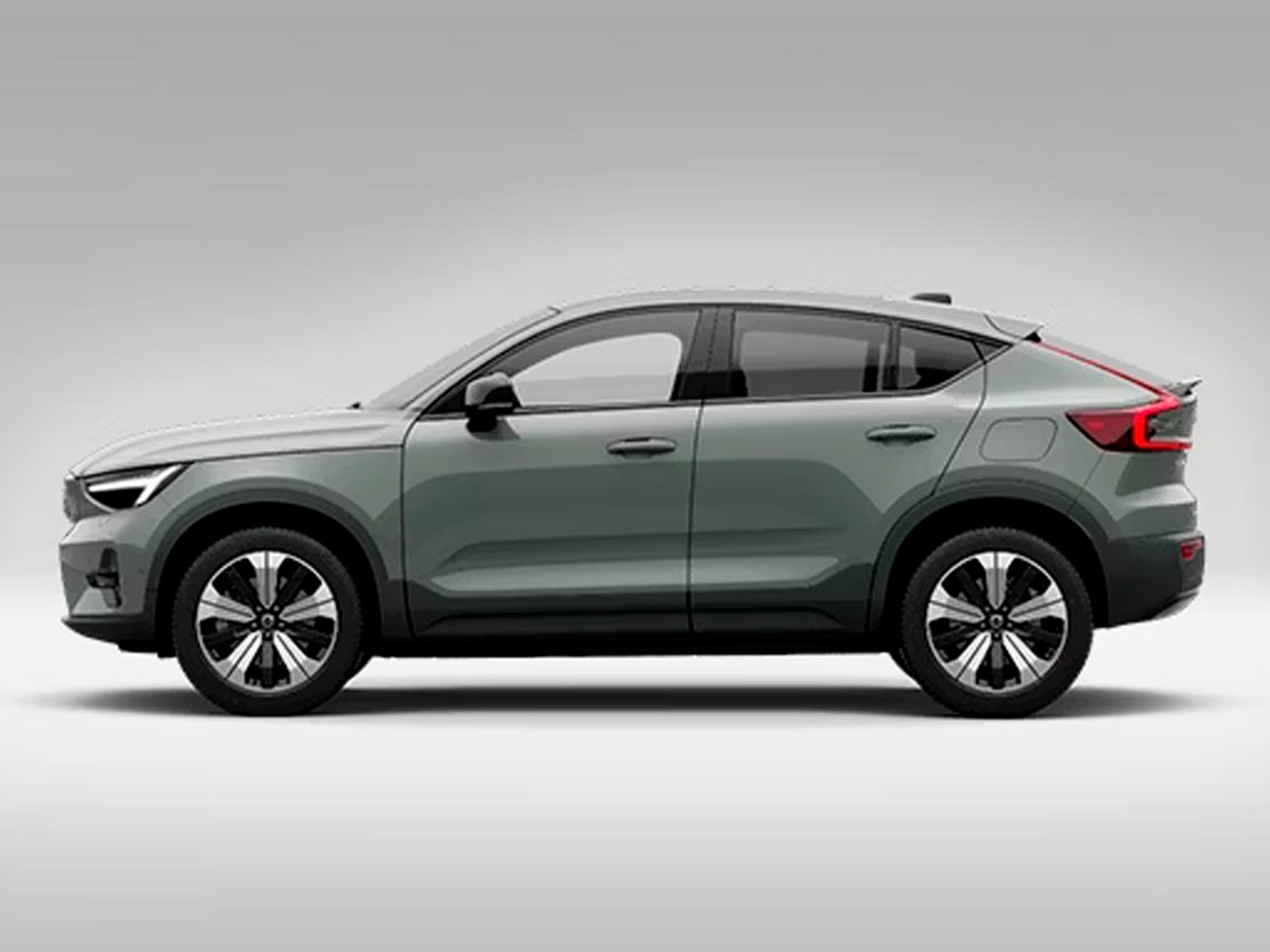 Volvo EC40 vista lateral