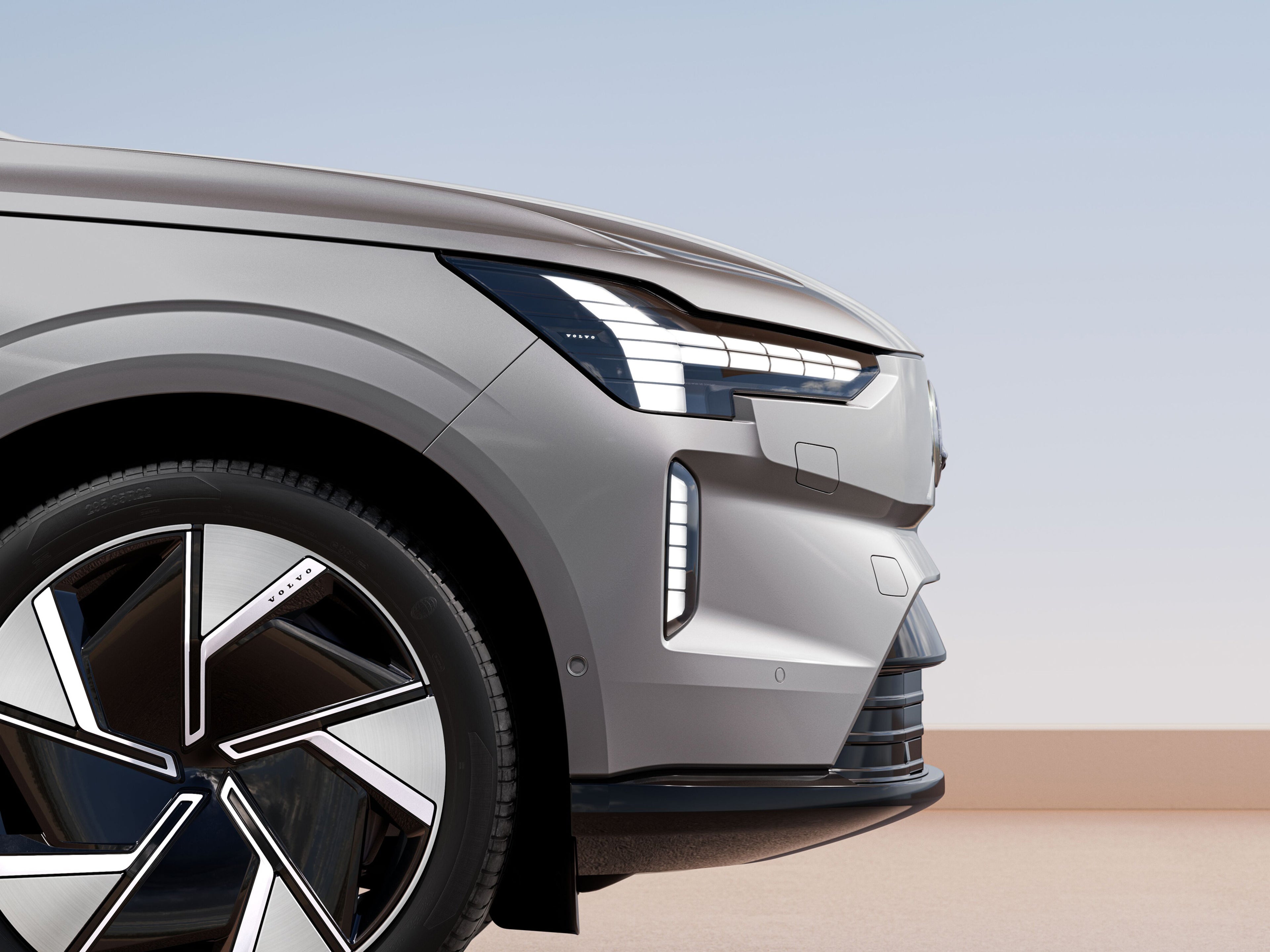 Volvo EX90 kolo a přední část vozu