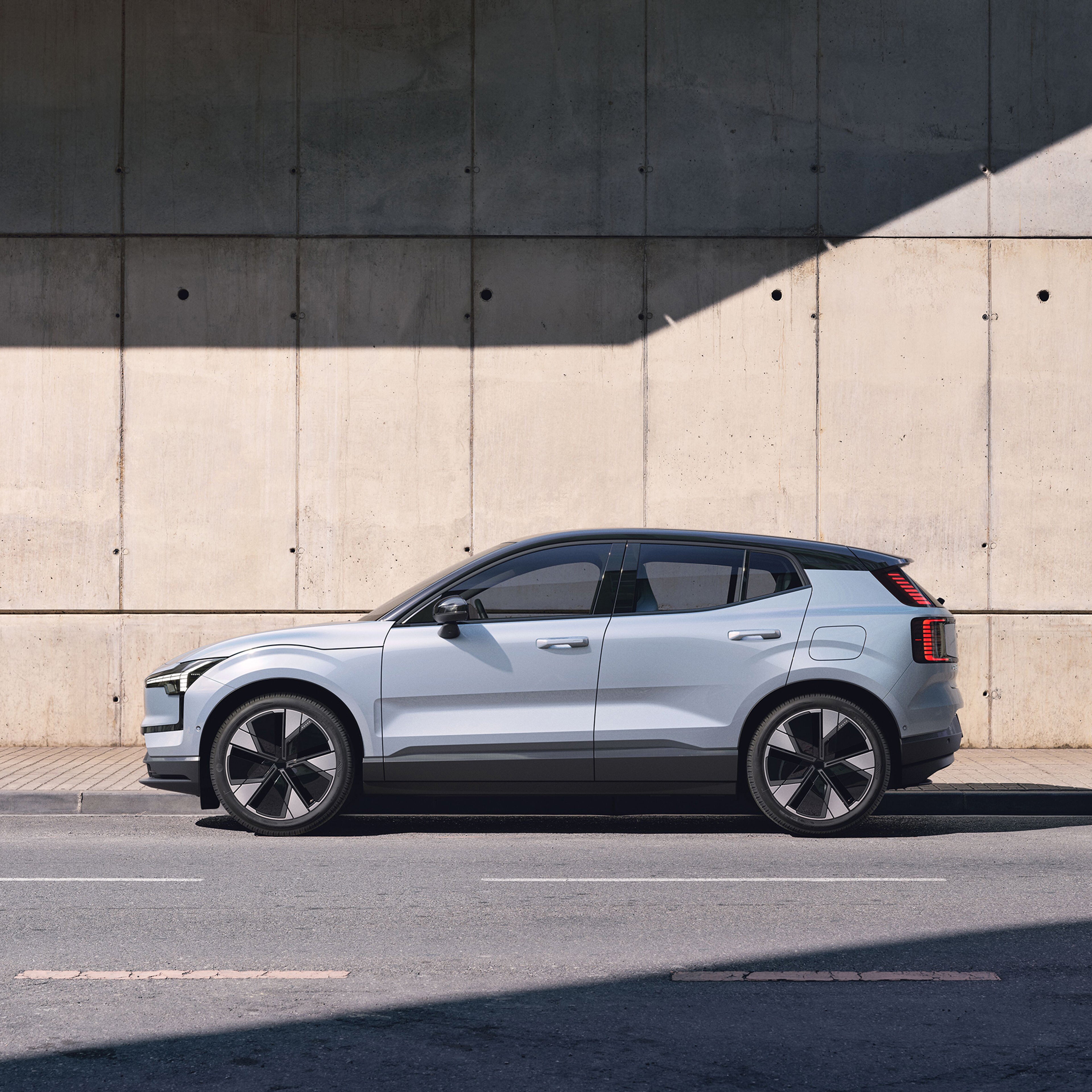 EX30 Single Motor Core MY24