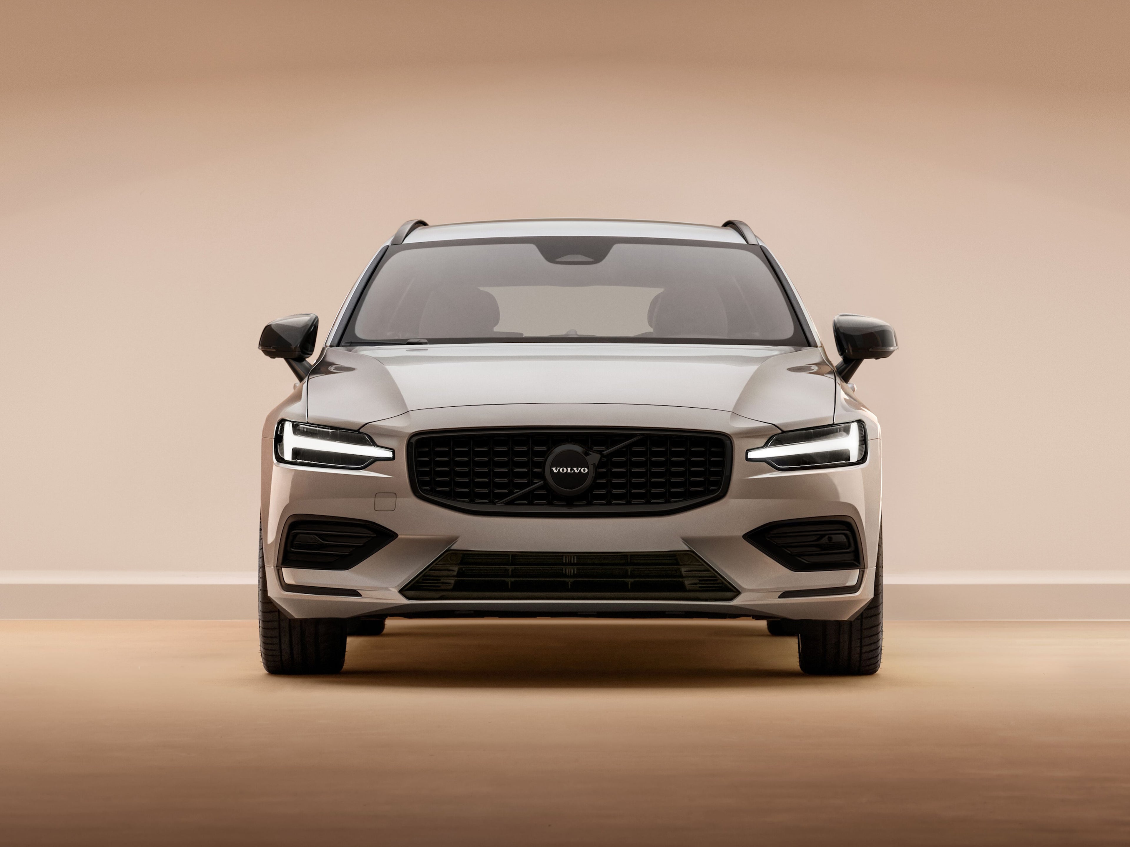 Volvo V60 Black Edition pack voorkant